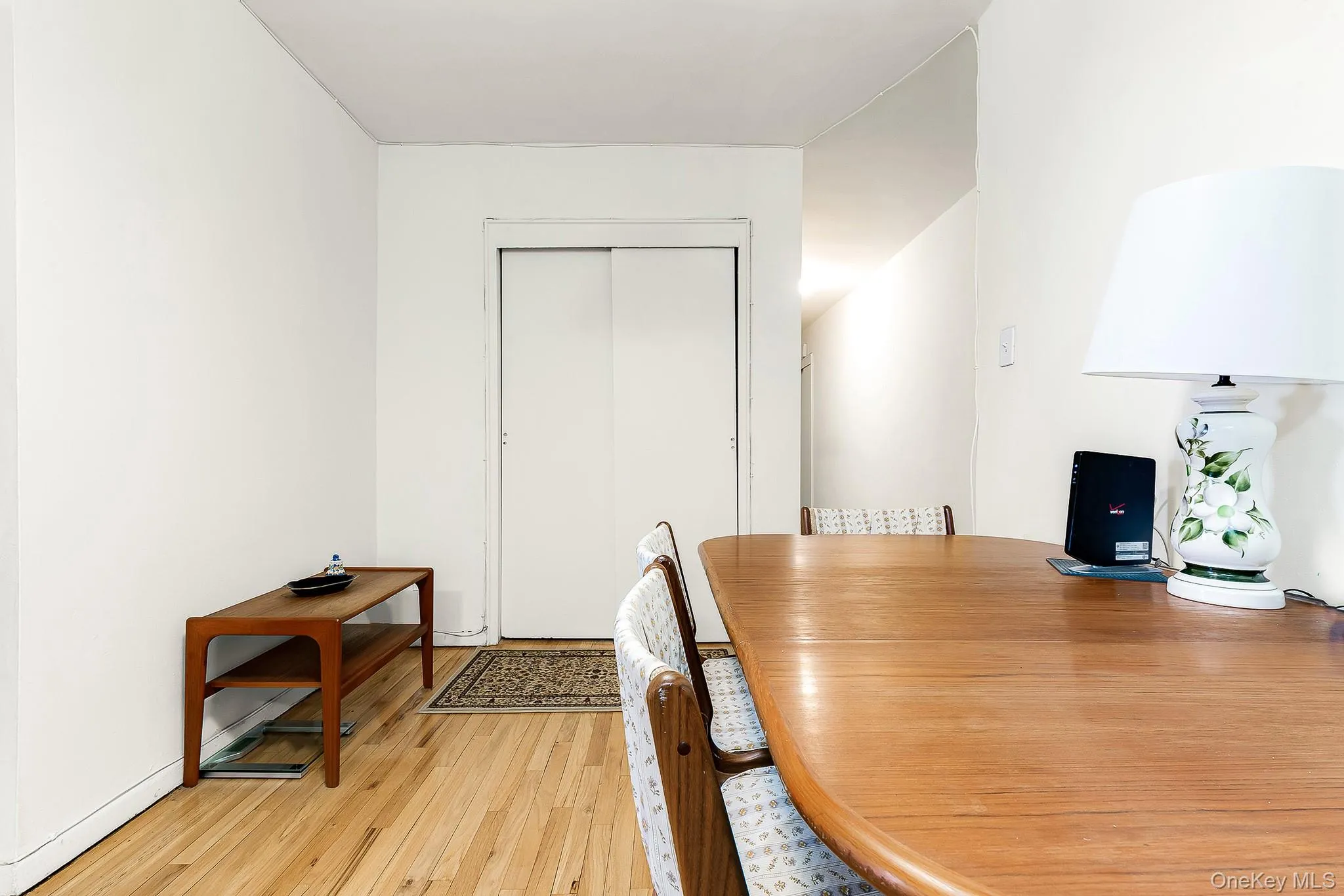 67-50 Thornton Place, New York, NY, 1 Bedroom Bedrooms, 4 Rooms Rooms,1 BathroomBathrooms,Residential,For Rent,Thornton,0,1033467 67-50 Thornton Place, New York, NY, 1 Bedroom Bedrooms, 4 Rooms Rooms,1 BathroomBathrooms,Residential,For Rent,Thornton,0,1033467