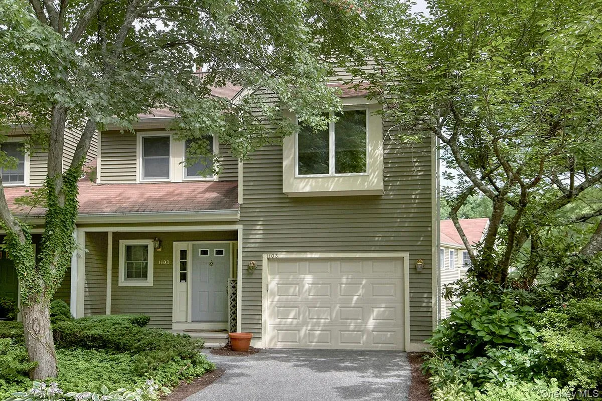 1103 Regent Drive, Mount Kisco, NY, 2 Bedrooms Bedrooms, 6 Rooms Rooms,3 BathroomsBathrooms,Residential Lease,For Rent,Regent,0,1033476 1103 Regent Drive, Mount Kisco, NY, 2 Bedrooms Bedrooms, 6 Rooms Rooms,3 BathroomsBathrooms,Residential Lease,For Rent,Regent,0,1033476