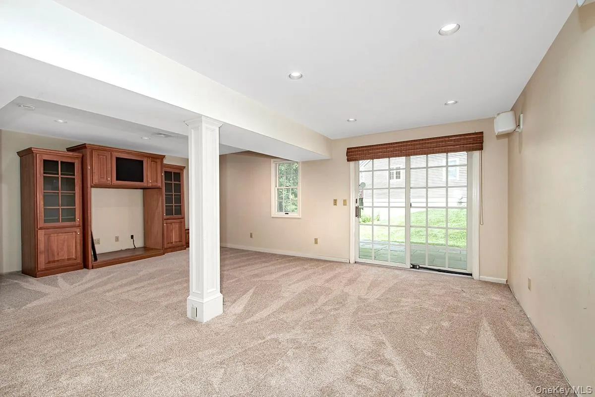1103 Regent Drive, Mount Kisco, NY, 2 Bedrooms Bedrooms, 6 Rooms Rooms,3 BathroomsBathrooms,Residential Lease,For Rent,Regent,0,1033476 1103 Regent Drive, Mount Kisco, NY, 2 Bedrooms Bedrooms, 6 Rooms Rooms,3 BathroomsBathrooms,Residential Lease,For Rent,Regent,0,1033476