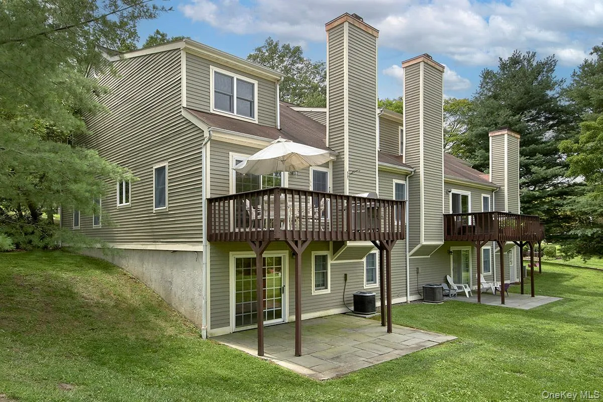 1103 Regent Drive, Mount Kisco, NY, 2 Bedrooms Bedrooms, 6 Rooms Rooms,3 BathroomsBathrooms,Residential Lease,For Rent,Regent,0,1033476 1103 Regent Drive, Mount Kisco, NY, 2 Bedrooms Bedrooms, 6 Rooms Rooms,3 BathroomsBathrooms,Residential Lease,For Rent,Regent,0,1033476