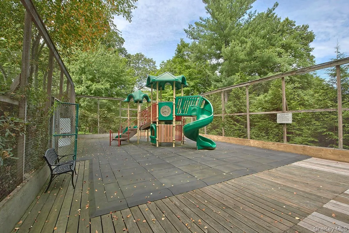 1103 Regent Drive, Mount Kisco, NY, 2 Bedrooms Bedrooms, 6 Rooms Rooms,3 BathroomsBathrooms,Residential Lease,For Rent,Regent,0,1033476 1103 Regent Drive, Mount Kisco, NY, 2 Bedrooms Bedrooms, 6 Rooms Rooms,3 BathroomsBathrooms,Residential Lease,For Rent,Regent,0,1033476