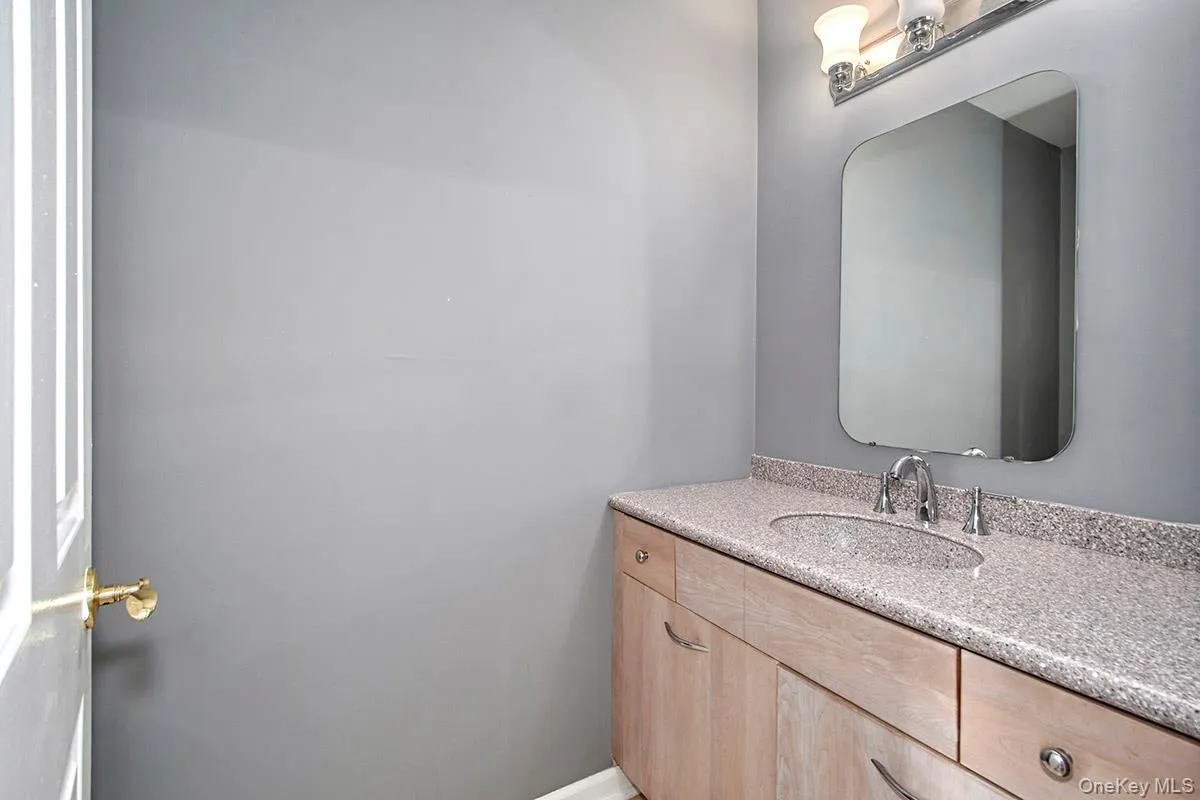 1103 Regent Drive, Mount Kisco, NY, 2 Bedrooms Bedrooms, 6 Rooms Rooms,3 BathroomsBathrooms,Residential Lease,For Rent,Regent,0,1033476 1103 Regent Drive, Mount Kisco, NY, 2 Bedrooms Bedrooms, 6 Rooms Rooms,3 BathroomsBathrooms,Residential Lease,For Rent,Regent,0,1033476