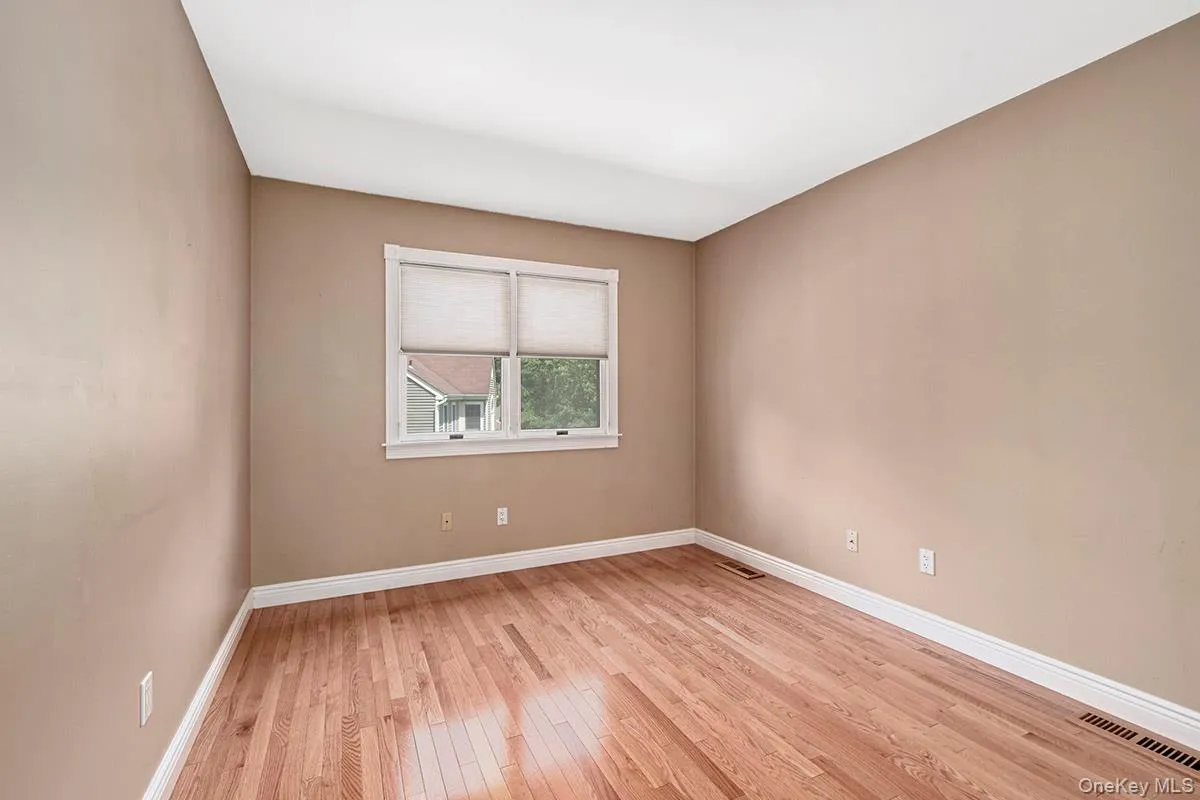 1103 Regent Drive, Mount Kisco, NY, 2 Bedrooms Bedrooms, 6 Rooms Rooms,3 BathroomsBathrooms,Residential Lease,For Rent,Regent,0,1033476 1103 Regent Drive, Mount Kisco, NY, 2 Bedrooms Bedrooms, 6 Rooms Rooms,3 BathroomsBathrooms,Residential Lease,For Rent,Regent,0,1033476