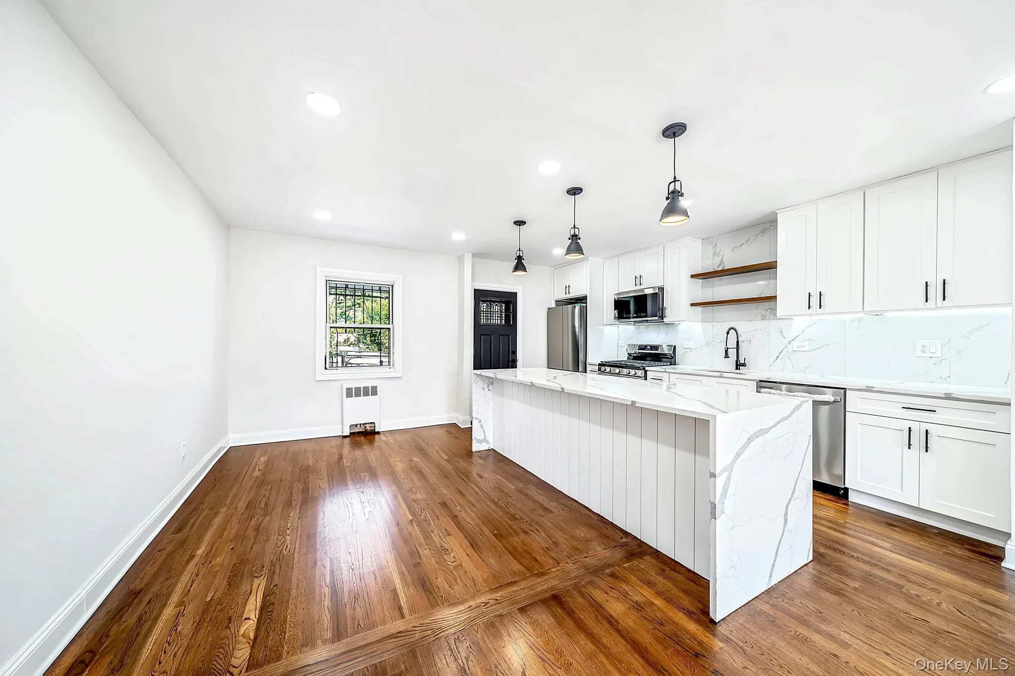 4059 Paulding Avenue, New York, NY, 5 Bedrooms Bedrooms, 7 Rooms Rooms,2 BathroomsBathrooms,Residential,For Rent,Paulding,0,1033479 4059 Paulding Avenue, New York, NY, 5 Bedrooms Bedrooms, 7 Rooms Rooms,2 BathroomsBathrooms,Residential,For Rent,Paulding,0,1033479