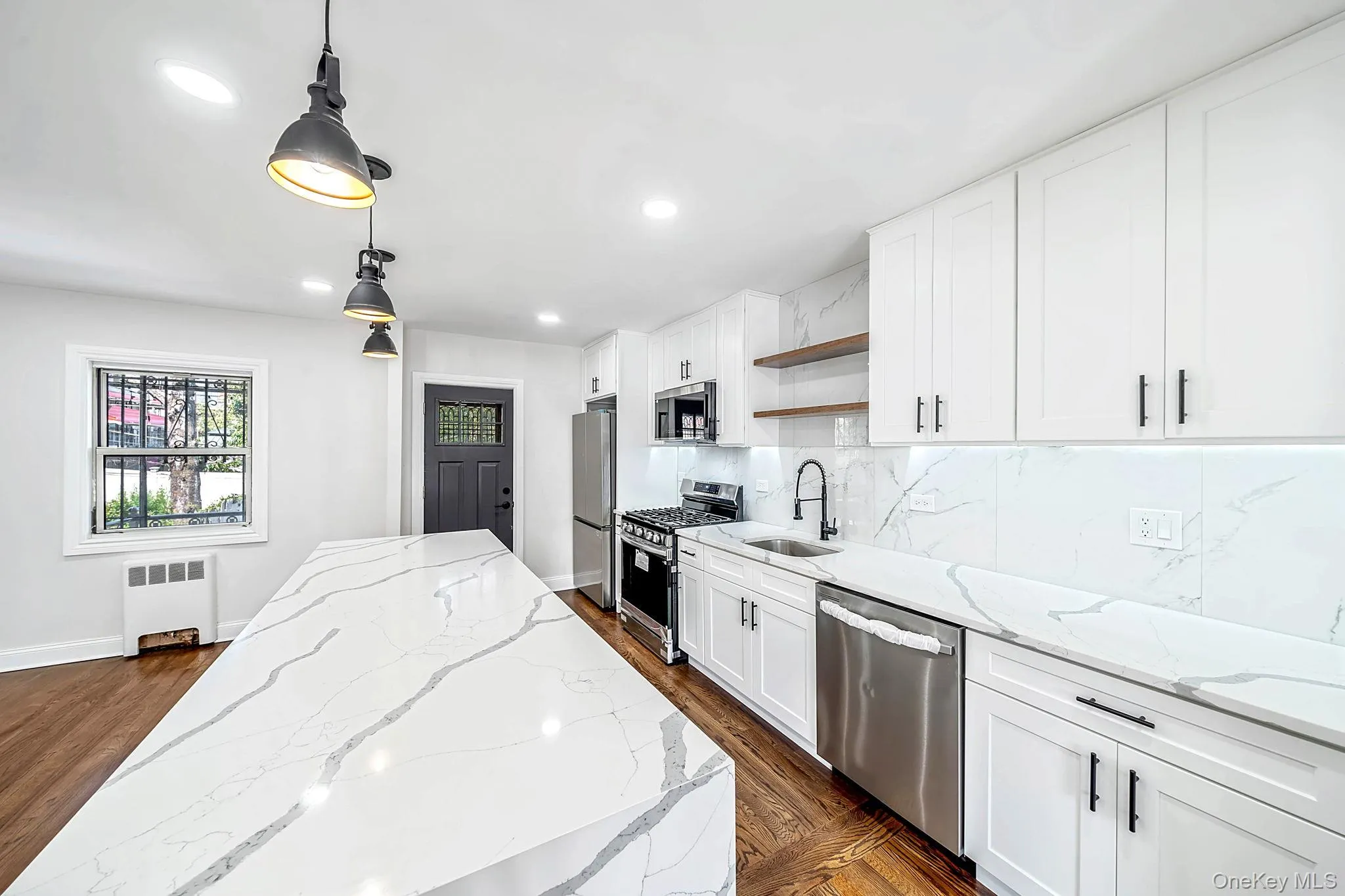 4059 Paulding Avenue, New York, NY, 5 Bedrooms Bedrooms, 7 Rooms Rooms,2 BathroomsBathrooms,Residential,For Rent,Paulding,0,1033479 4059 Paulding Avenue, New York, NY, 5 Bedrooms Bedrooms, 7 Rooms Rooms,2 BathroomsBathrooms,Residential,For Rent,Paulding,0,1033479