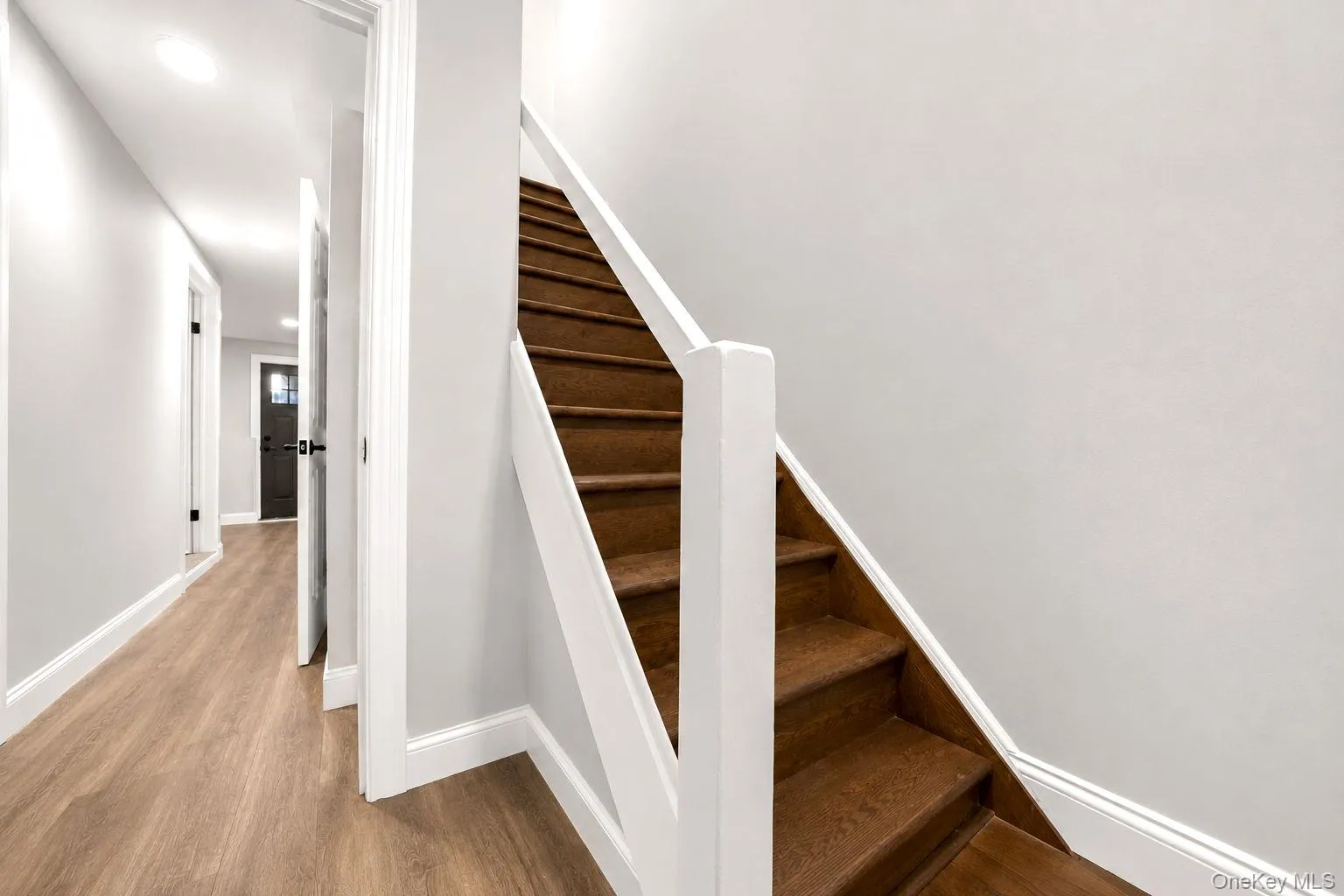 4059 Paulding Avenue, New York, NY, 5 Bedrooms Bedrooms, 7 Rooms Rooms,2 BathroomsBathrooms,Residential,For Rent,Paulding,0,1033479 4059 Paulding Avenue, New York, NY, 5 Bedrooms Bedrooms, 7 Rooms Rooms,2 BathroomsBathrooms,Residential,For Rent,Paulding,0,1033479