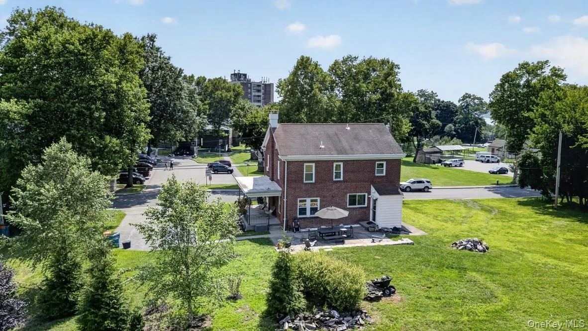 36 Center Street, Beacon, NY, 3 Bedrooms Bedrooms, 6 Rooms Rooms,2 BathroomsBathrooms,Residential Lease,For Rent,Center,0,1033480 36 Center Street, Beacon, NY, 3 Bedrooms Bedrooms, 6 Rooms Rooms,2 BathroomsBathrooms,Residential Lease,For Rent,Center,0,1033480