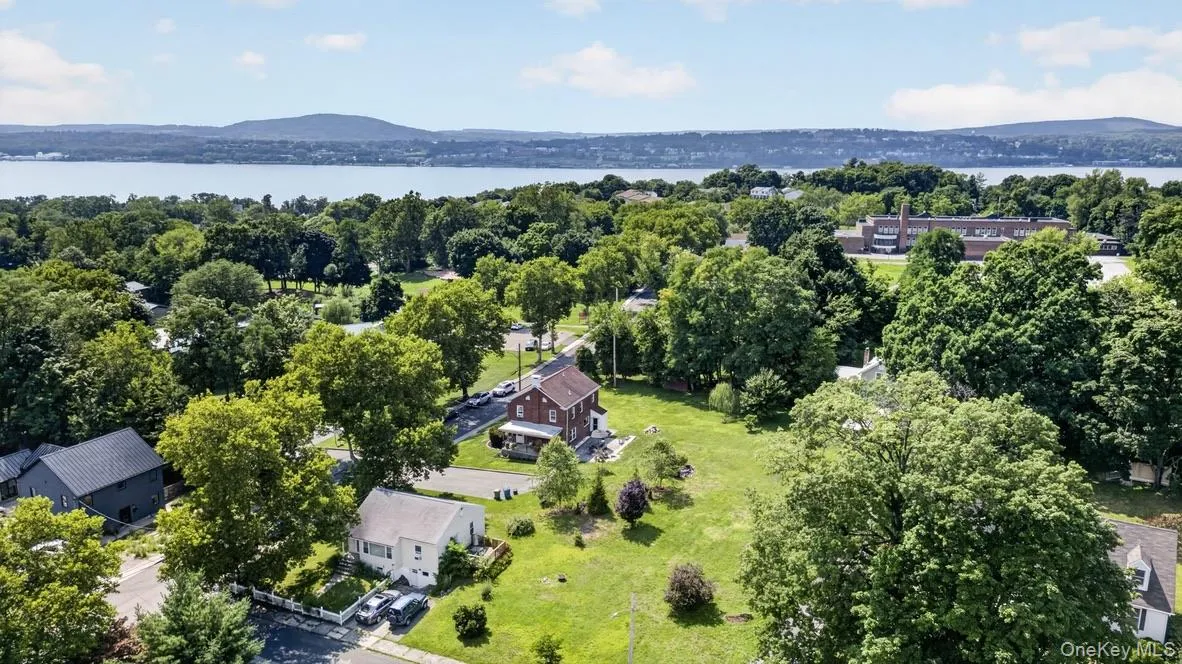 36 Center Street, Beacon, NY, 3 Bedrooms Bedrooms, 6 Rooms Rooms,2 BathroomsBathrooms,Residential Lease,For Rent,Center,0,1033480 36 Center Street, Beacon, NY, 3 Bedrooms Bedrooms, 6 Rooms Rooms,2 BathroomsBathrooms,Residential Lease,For Rent,Center,0,1033480