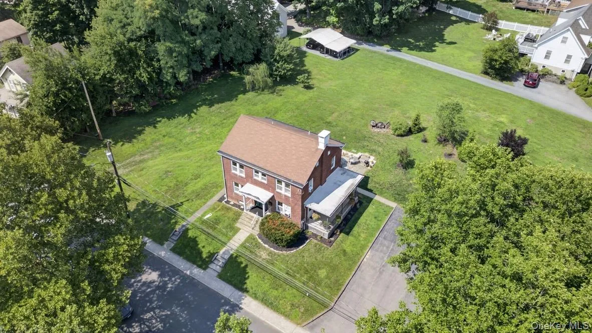 36 Center Street, Beacon, NY, 3 Bedrooms Bedrooms, 6 Rooms Rooms,2 BathroomsBathrooms,Residential Lease,For Rent,Center,0,1033480 36 Center Street, Beacon, NY, 3 Bedrooms Bedrooms, 6 Rooms Rooms,2 BathroomsBathrooms,Residential Lease,For Rent,Center,0,1033480