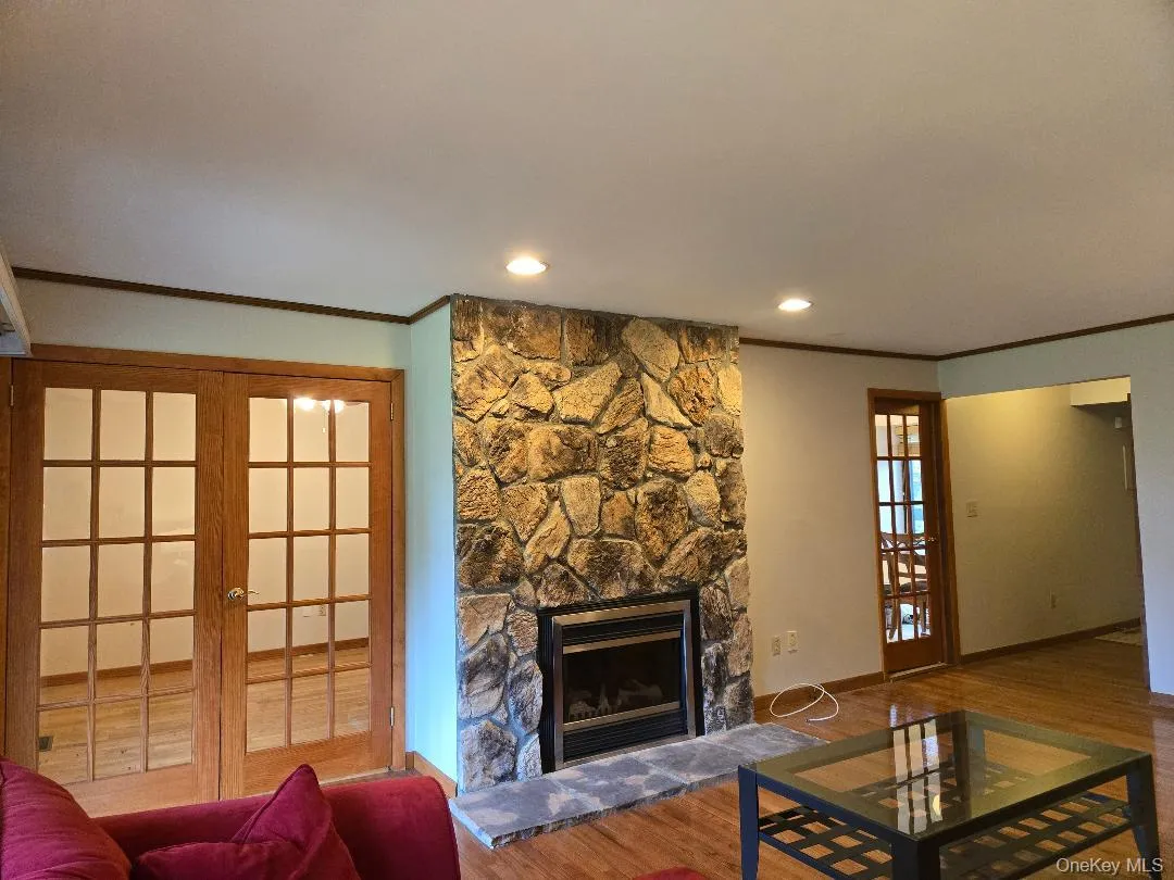 Another view of the very large living room, showing the beautiful French doors to the Kitchen and Dining Room. Another view of the very large living room, showing the beautiful French doors to the Kitchen and Dining Room.