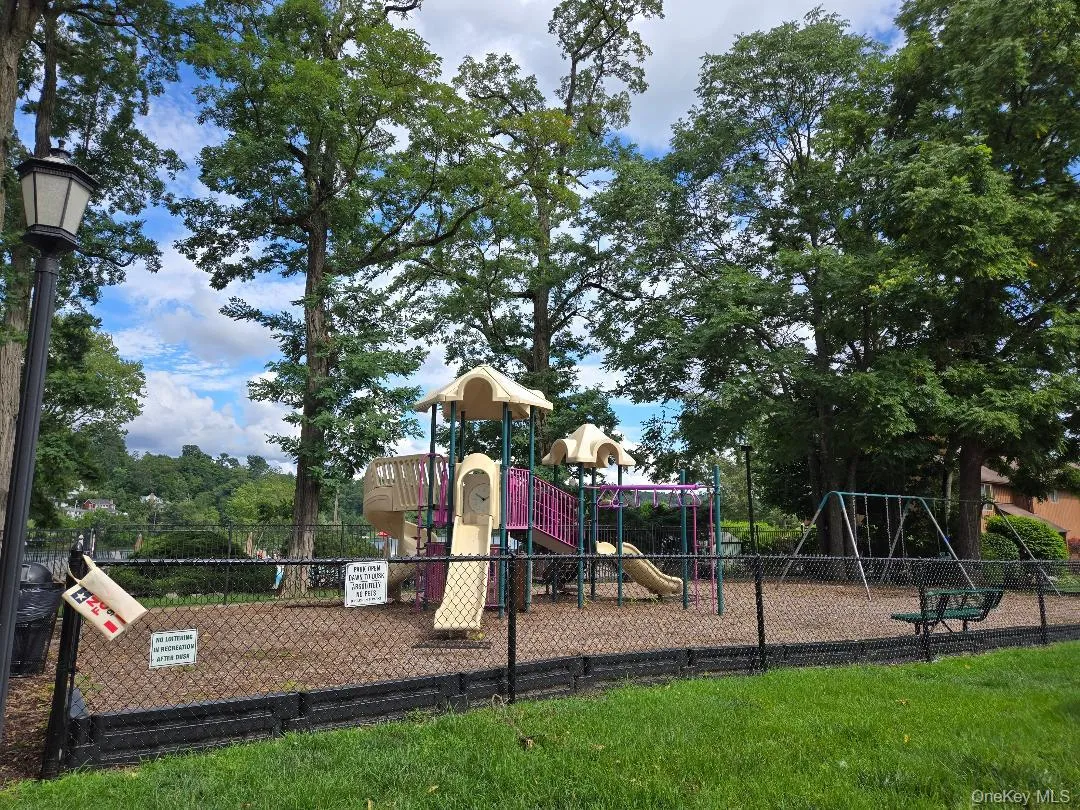 731 Panorama Drive, Yorktown, NY, 2 Bedrooms Bedrooms, 5 Rooms Rooms,2 BathroomsBathrooms,Residential Lease,For Rent,Panorama,0,1033486 731 Panorama Drive, Yorktown, NY, 2 Bedrooms Bedrooms, 5 Rooms Rooms,2 BathroomsBathrooms,Residential Lease,For Rent,Panorama,0,1033486