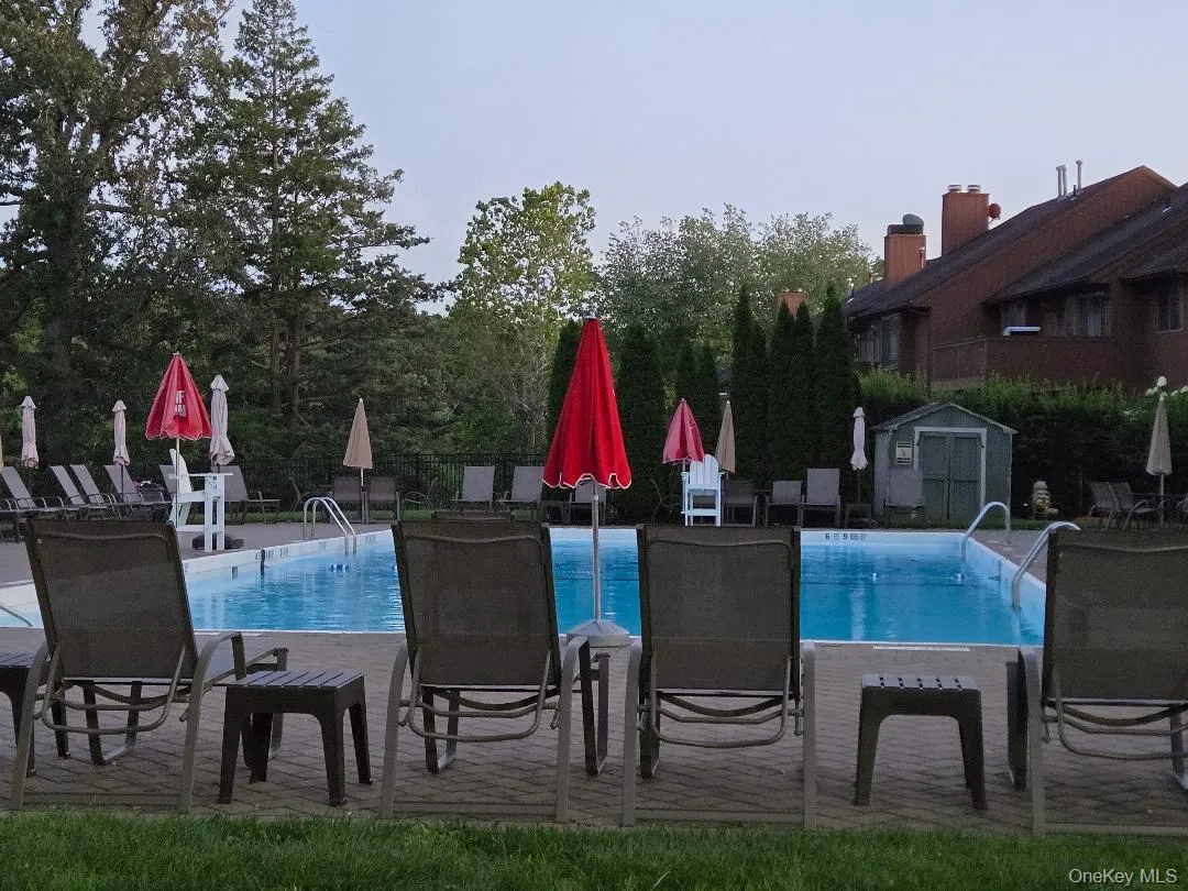 Beautiful Swimming Pool with a lifeguard in the Summer months. Beautiful Swimming Pool with a lifeguard in the Summer months.