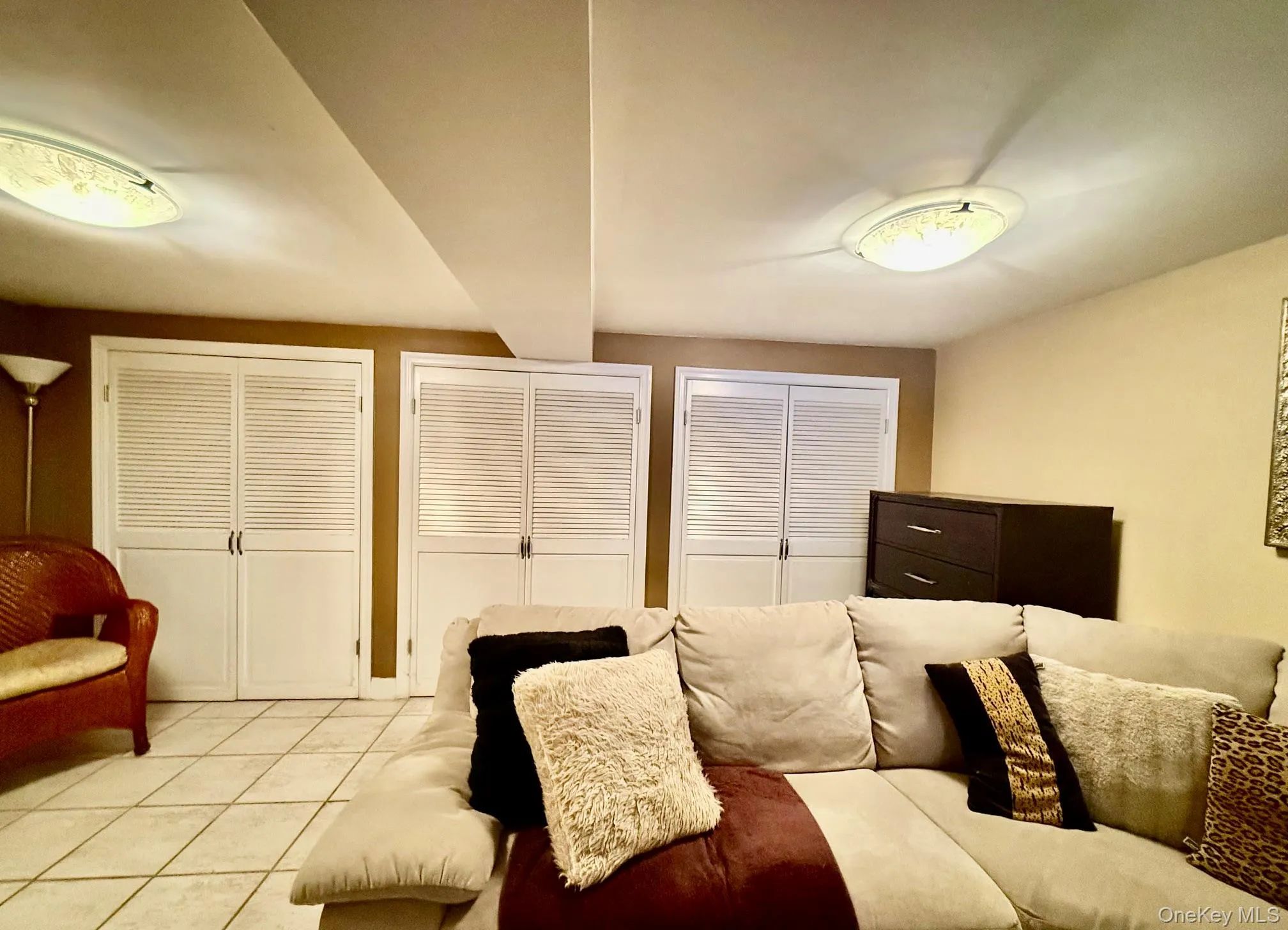 6354 77th Street, New York, NY, 3 Bedrooms Bedrooms, 7 Rooms Rooms,1 BathroomBathrooms,Residential,For Rent,77th,0,1033487 6354 77th Street, New York, NY, 3 Bedrooms Bedrooms, 7 Rooms Rooms,1 BathroomBathrooms,Residential,For Rent,77th,0,1033487