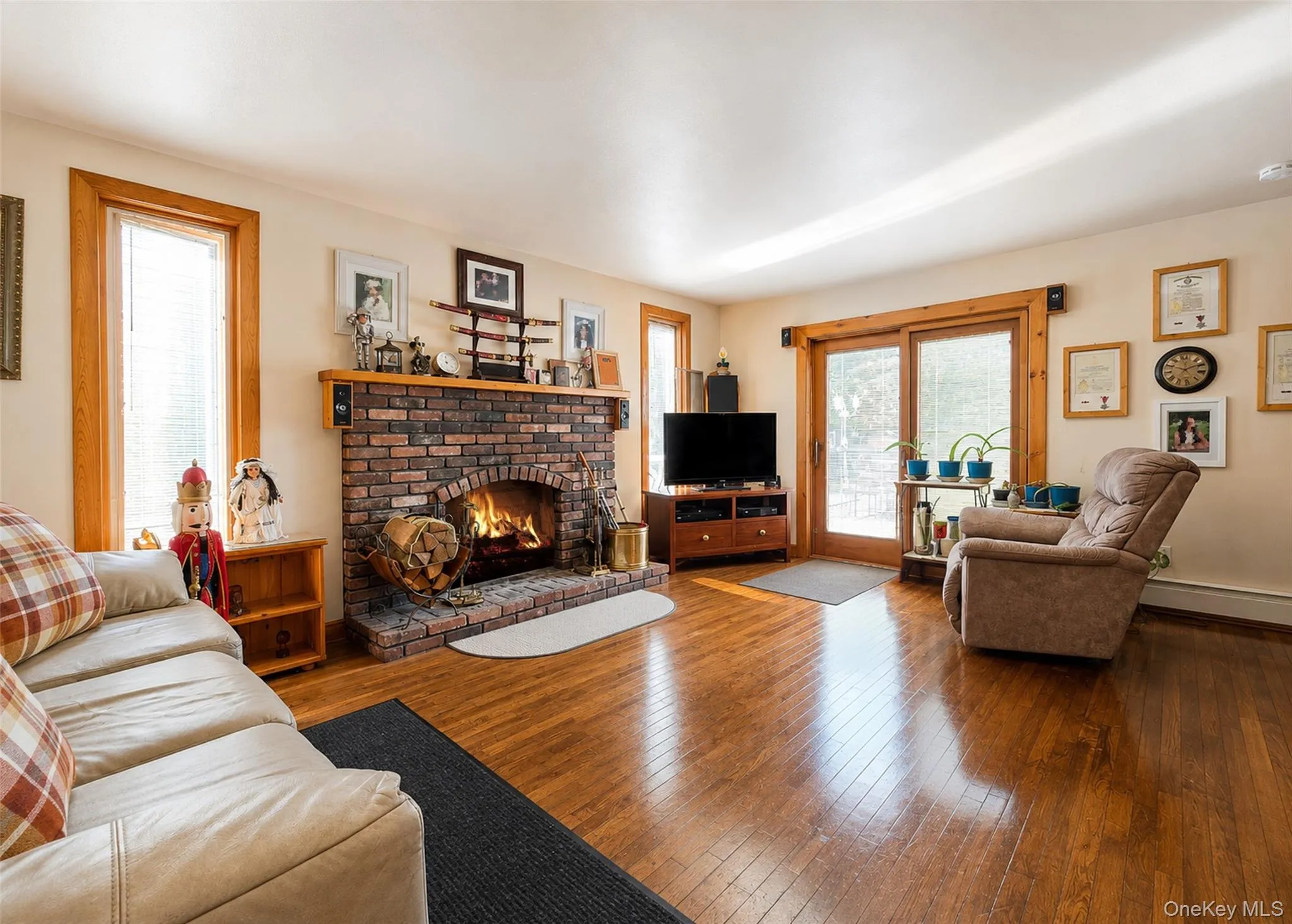 8 Virginia Drive, Brookhaven, NY, 4 Bedrooms Bedrooms, 8 Rooms Rooms,2 BathroomsBathrooms,Residential,For Rent,Virginia,0,1033489 8 Virginia Drive, Brookhaven, NY, 4 Bedrooms Bedrooms, 8 Rooms Rooms,2 BathroomsBathrooms,Residential,For Rent,Virginia,0,1033489