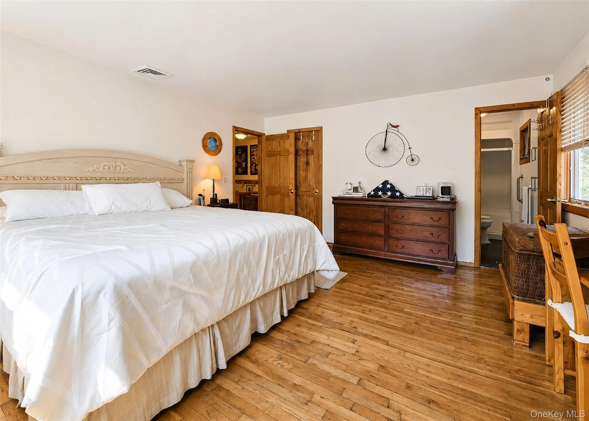 8 Virginia Drive, Brookhaven, NY, 4 Bedrooms Bedrooms, 8 Rooms Rooms,2 BathroomsBathrooms,Residential,For Rent,Virginia,0,1033489 8 Virginia Drive, Brookhaven, NY, 4 Bedrooms Bedrooms, 8 Rooms Rooms,2 BathroomsBathrooms,Residential,For Rent,Virginia,0,1033489