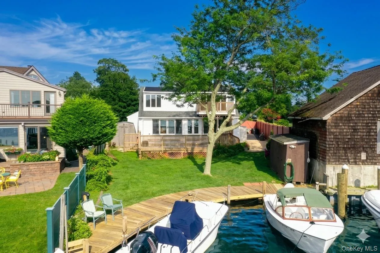 12 Bayview Avenue, Islip, NY, 3 Bedrooms Bedrooms, 6 Rooms Rooms,2 BathroomsBathrooms,Residential,For Rent,Bayview,0,1033491 12 Bayview Avenue, Islip, NY, 3 Bedrooms Bedrooms, 6 Rooms Rooms,2 BathroomsBathrooms,Residential,For Rent,Bayview,0,1033491