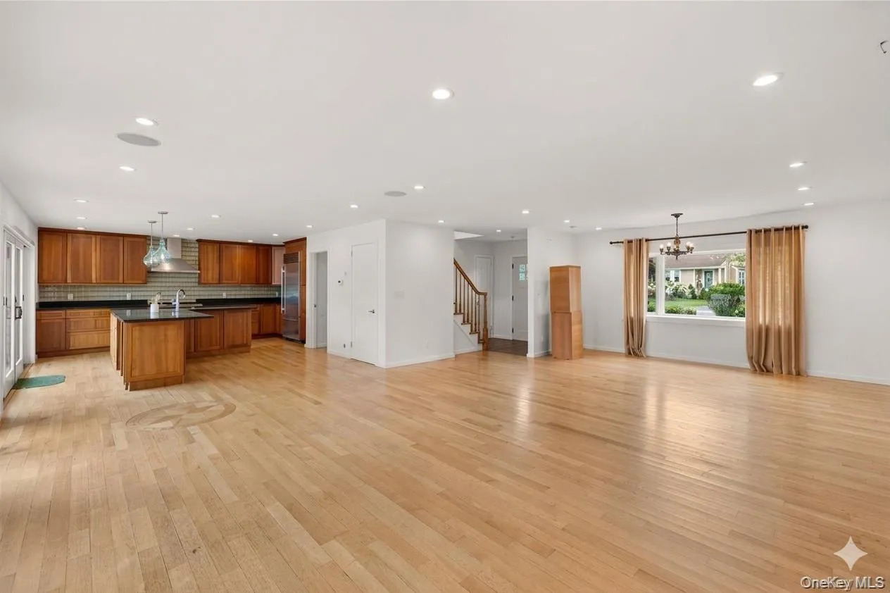 12 Bayview Avenue, Islip, NY, 3 Bedrooms Bedrooms, 6 Rooms Rooms,2 BathroomsBathrooms,Residential,For Rent,Bayview,0,1033491 12 Bayview Avenue, Islip, NY, 3 Bedrooms Bedrooms, 6 Rooms Rooms,2 BathroomsBathrooms,Residential,For Rent,Bayview,0,1033491