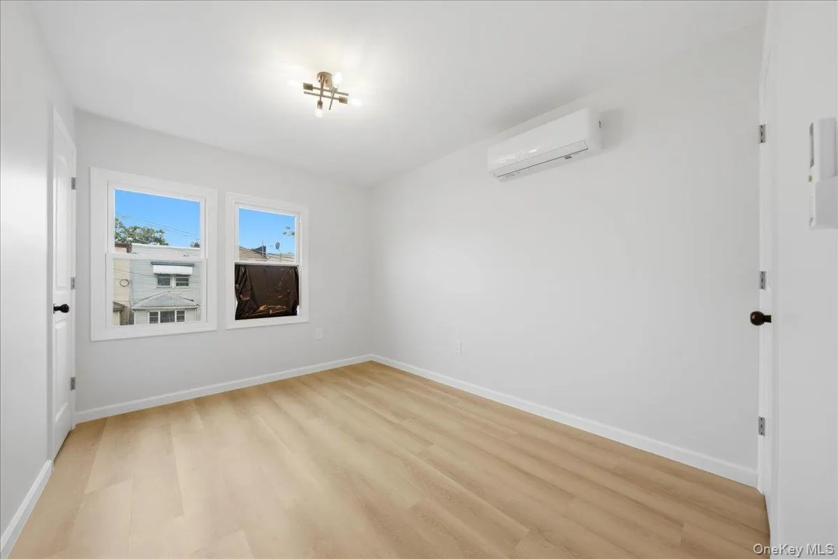 11829 154th Street, New York, NY, 3 Bedrooms Bedrooms, 8 Rooms Rooms,2 BathroomsBathrooms,Residential,For Rent,154th,0,1033492 11829 154th Street, New York, NY, 3 Bedrooms Bedrooms, 8 Rooms Rooms,2 BathroomsBathrooms,Residential,For Rent,154th,0,1033492