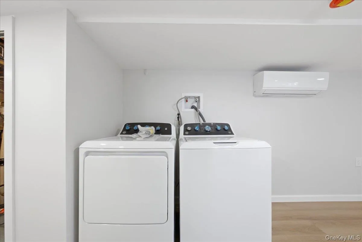 11829 154th Street, New York, NY, 3 Bedrooms Bedrooms, 8 Rooms Rooms,2 BathroomsBathrooms,Residential,For Rent,154th,0,1033492 11829 154th Street, New York, NY, 3 Bedrooms Bedrooms, 8 Rooms Rooms,2 BathroomsBathrooms,Residential,For Rent,154th,0,1033492