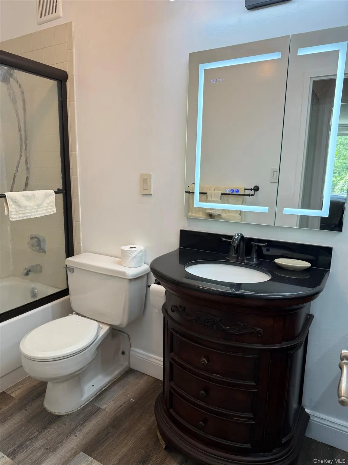 2 Fountain Lane, Greenburgh, NY, 1 Bedroom Bedrooms, 3 Rooms Rooms,1 BathroomBathrooms,Residential,For Rent,Fountain,0,1033493 2 Fountain Lane, Greenburgh, NY, 1 Bedroom Bedrooms, 3 Rooms Rooms,1 BathroomBathrooms,Residential,For Rent,Fountain,0,1033493