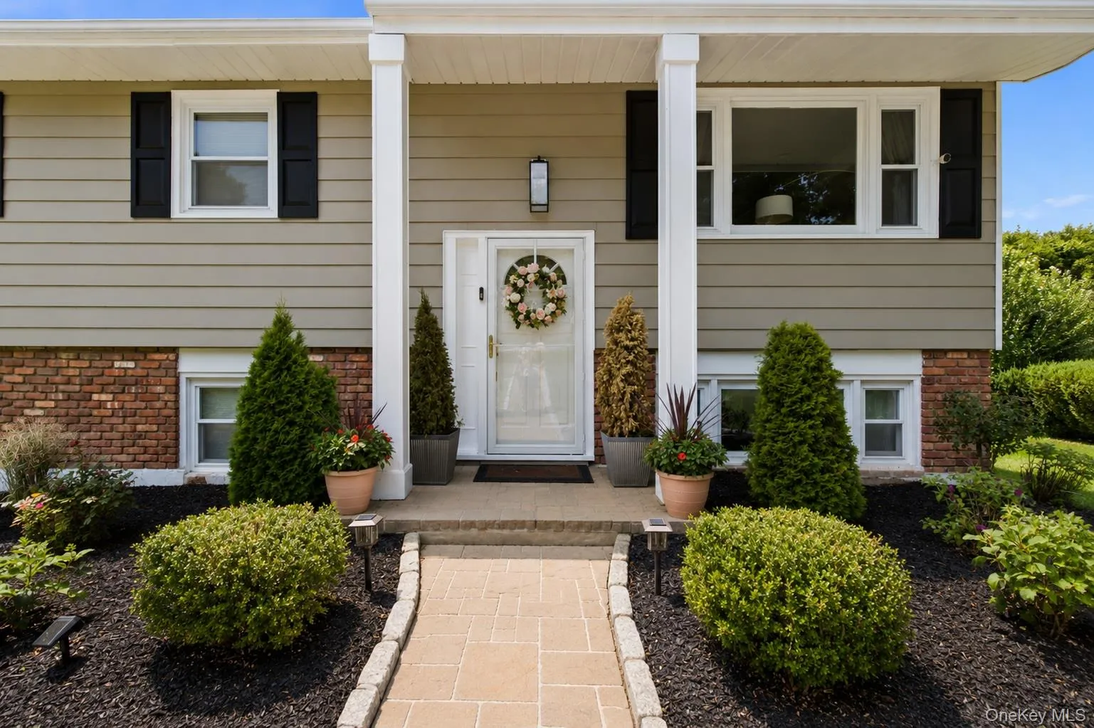 19 Mc Millan Avenue, Carmel, NY, 4 Bedrooms Bedrooms, 7 Rooms Rooms,2 BathroomsBathrooms,Residential,For Rent,Mc Millan,0,1033495 19 Mc Millan Avenue, Carmel, NY, 4 Bedrooms Bedrooms, 7 Rooms Rooms,2 BathroomsBathrooms,Residential,For Rent,Mc Millan,0,1033495