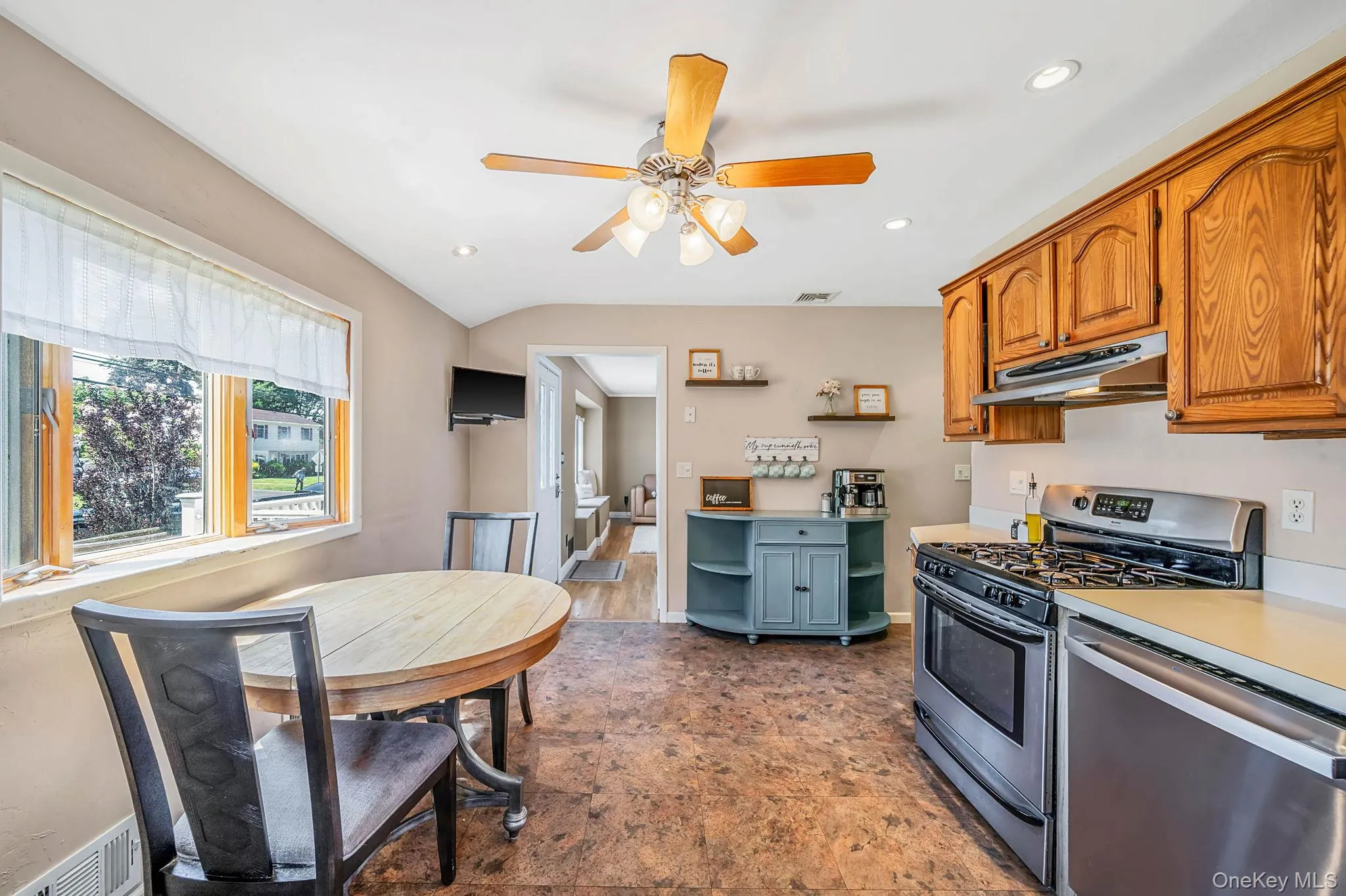 155 Howard Street, Brookhaven, NY, 3 Bedrooms Bedrooms, 7 Rooms Rooms,2 BathroomsBathrooms,Residential,For Rent,Howard,0,1033502 155 Howard Street, Brookhaven, NY, 3 Bedrooms Bedrooms, 7 Rooms Rooms,2 BathroomsBathrooms,Residential,For Rent,Howard,0,1033502