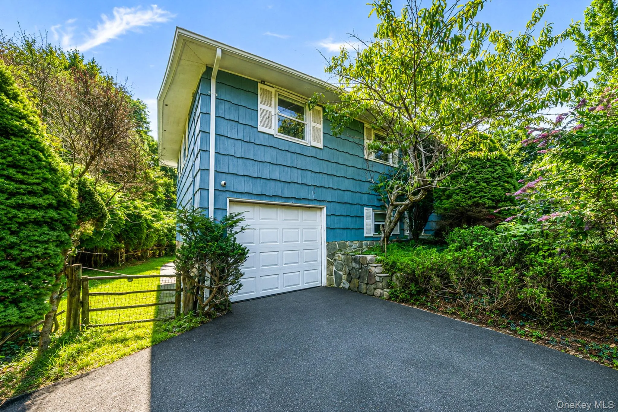 8 Dartmouth Road, Brookhaven, NY, 4 Bedrooms Bedrooms, 8 Rooms Rooms,2 BathroomsBathrooms,Residential,For Rent,Dartmouth,0,1033504 8 Dartmouth Road, Brookhaven, NY, 4 Bedrooms Bedrooms, 8 Rooms Rooms,2 BathroomsBathrooms,Residential,For Rent,Dartmouth,0,1033504