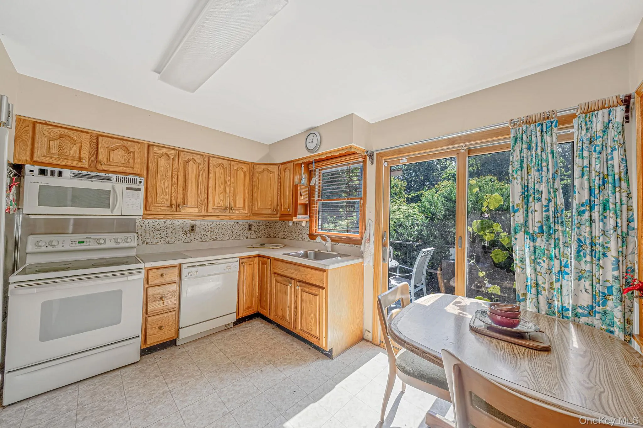 8 Dartmouth Road, Brookhaven, NY, 4 Bedrooms Bedrooms, 8 Rooms Rooms,2 BathroomsBathrooms,Residential,For Rent,Dartmouth,0,1033504 8 Dartmouth Road, Brookhaven, NY, 4 Bedrooms Bedrooms, 8 Rooms Rooms,2 BathroomsBathrooms,Residential,For Rent,Dartmouth,0,1033504