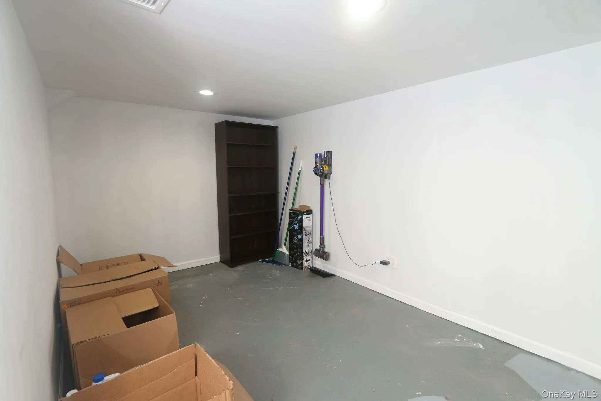 3260 Judith Lane, Hempstead, NY, 4 Bedrooms Bedrooms, 8 Rooms Rooms,3 BathroomsBathrooms,Residential,For Rent,Judith,0,1033509 3260 Judith Lane, Hempstead, NY, 4 Bedrooms Bedrooms, 8 Rooms Rooms,3 BathroomsBathrooms,Residential,For Rent,Judith,0,1033509