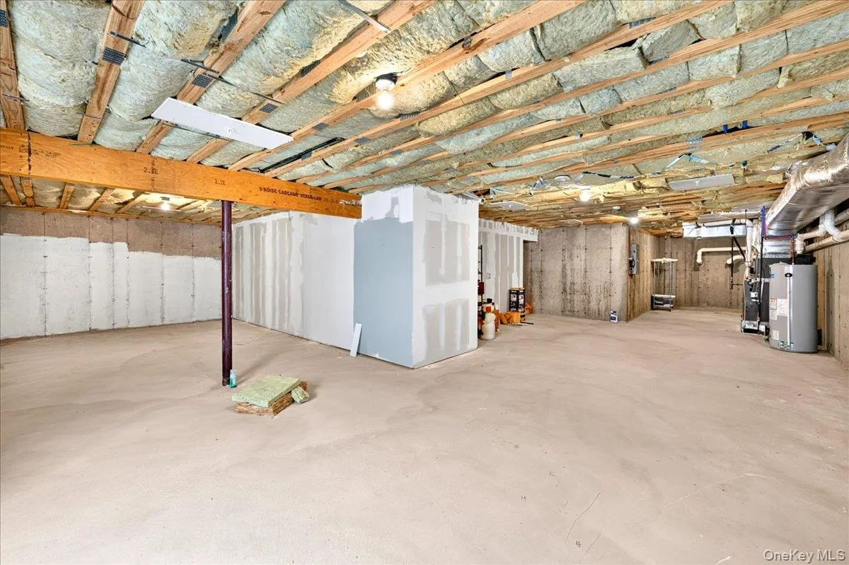 Full Basement Full Basement