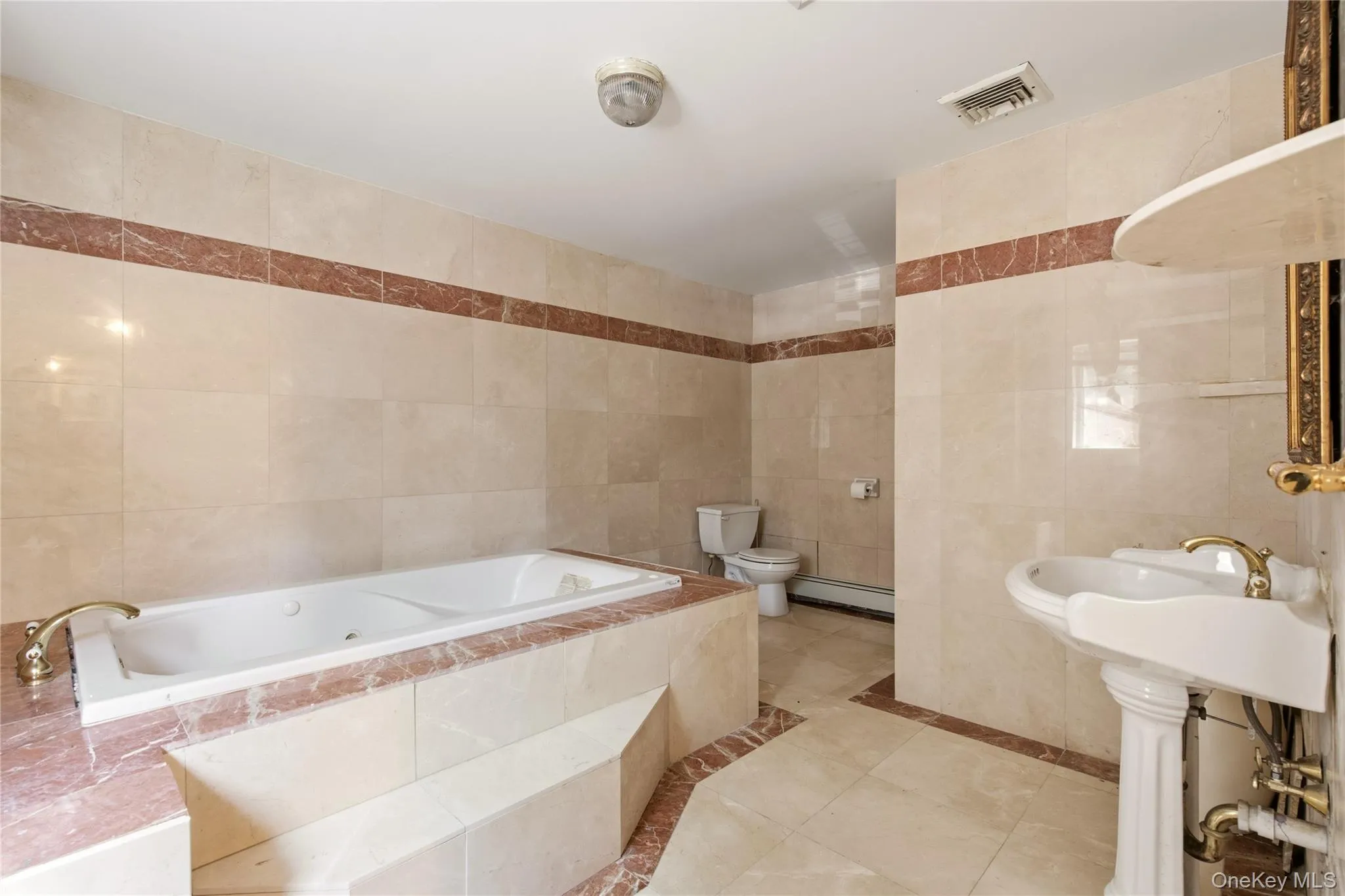 1007 Shore Road, Oyster Bay, NY, 8 Bedrooms Bedrooms, 19 Rooms Rooms,5 BathroomsBathrooms,Residential,For Rent,Shore,0,1033511 1007 Shore Road, Oyster Bay, NY, 8 Bedrooms Bedrooms, 19 Rooms Rooms,5 BathroomsBathrooms,Residential,For Rent,Shore,0,1033511