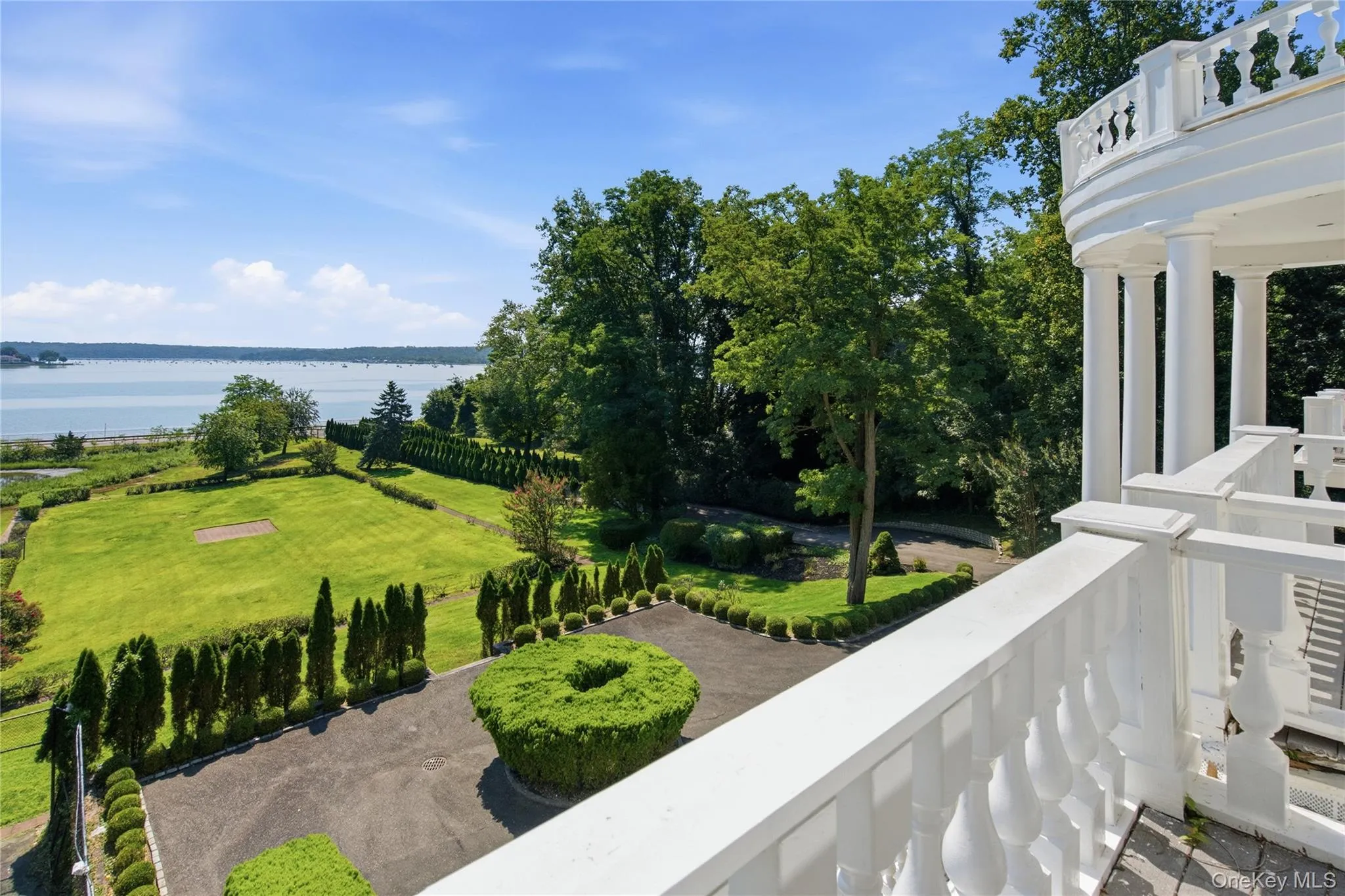 1007 Shore Road, Oyster Bay, NY, 8 Bedrooms Bedrooms, 19 Rooms Rooms,5 BathroomsBathrooms,Residential,For Rent,Shore,0,1033511 1007 Shore Road, Oyster Bay, NY, 8 Bedrooms Bedrooms, 19 Rooms Rooms,5 BathroomsBathrooms,Residential,For Rent,Shore,0,1033511