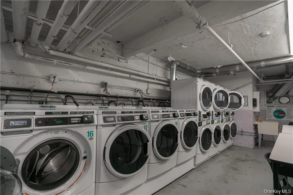 2 Winchester Avenue, Yonkers, NY, 1 Bedroom Bedrooms, 4 Rooms Rooms,1 BathroomBathrooms,Residential,For Rent,Winchester,0,1033521 2 Winchester Avenue, Yonkers, NY, 1 Bedroom Bedrooms, 4 Rooms Rooms,1 BathroomBathrooms,Residential,For Rent,Winchester,0,1033521