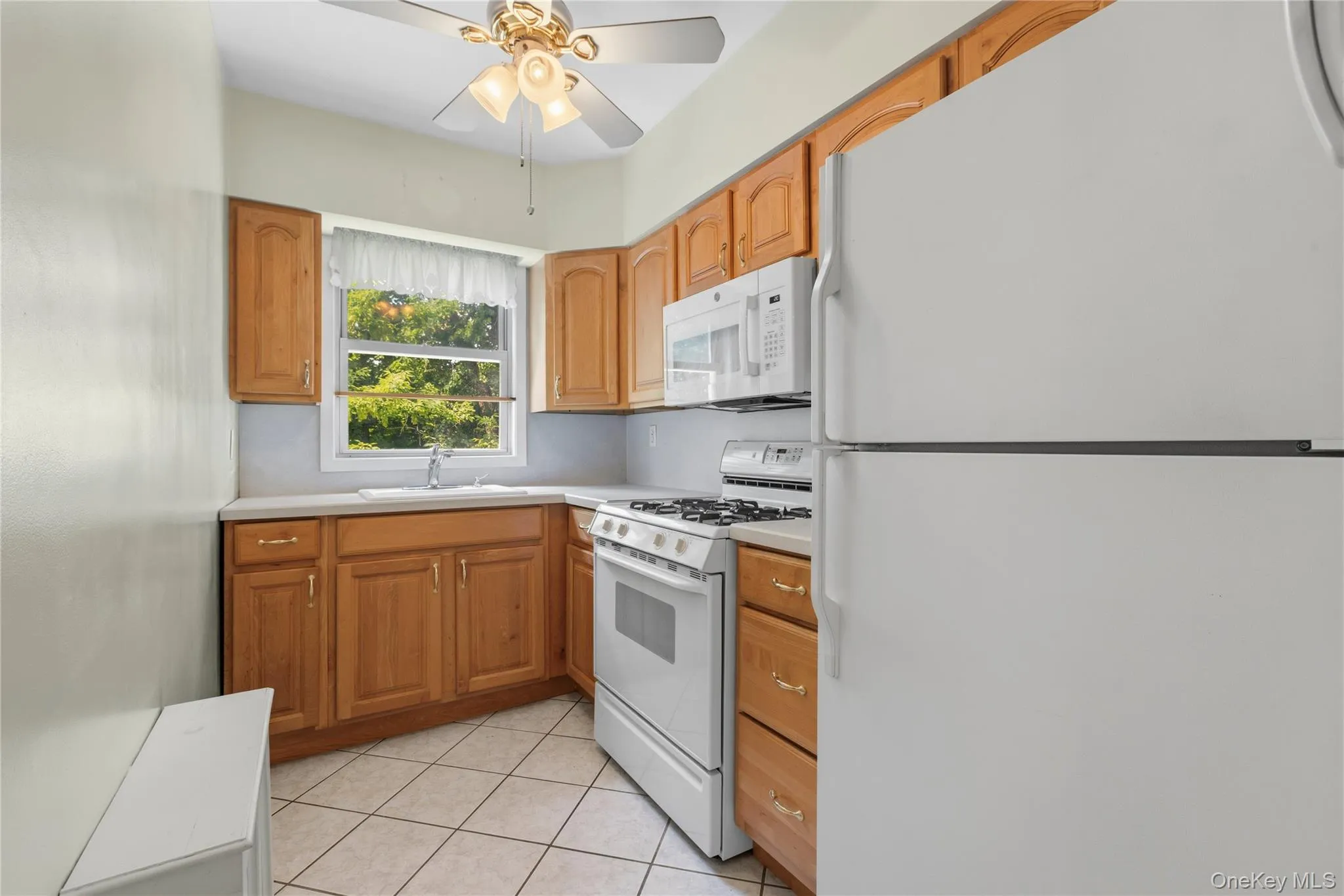2 Winchester Avenue, Yonkers, NY, 1 Bedroom Bedrooms, 4 Rooms Rooms,1 BathroomBathrooms,Residential,For Rent,Winchester,0,1033521 2 Winchester Avenue, Yonkers, NY, 1 Bedroom Bedrooms, 4 Rooms Rooms,1 BathroomBathrooms,Residential,For Rent,Winchester,0,1033521