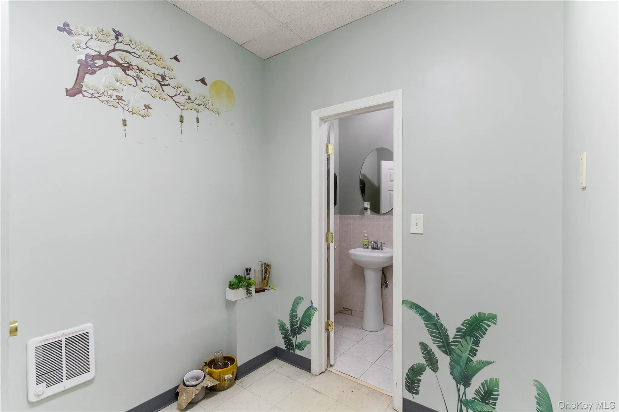 29 Glen Cove Avenue, Glen Cove, NY, ,Commercial Lease,For Rent,Glen Cove,0,1033526 29 Glen Cove Avenue, Glen Cove, NY, ,Commercial Lease,For Rent,Glen Cove,0,1033526