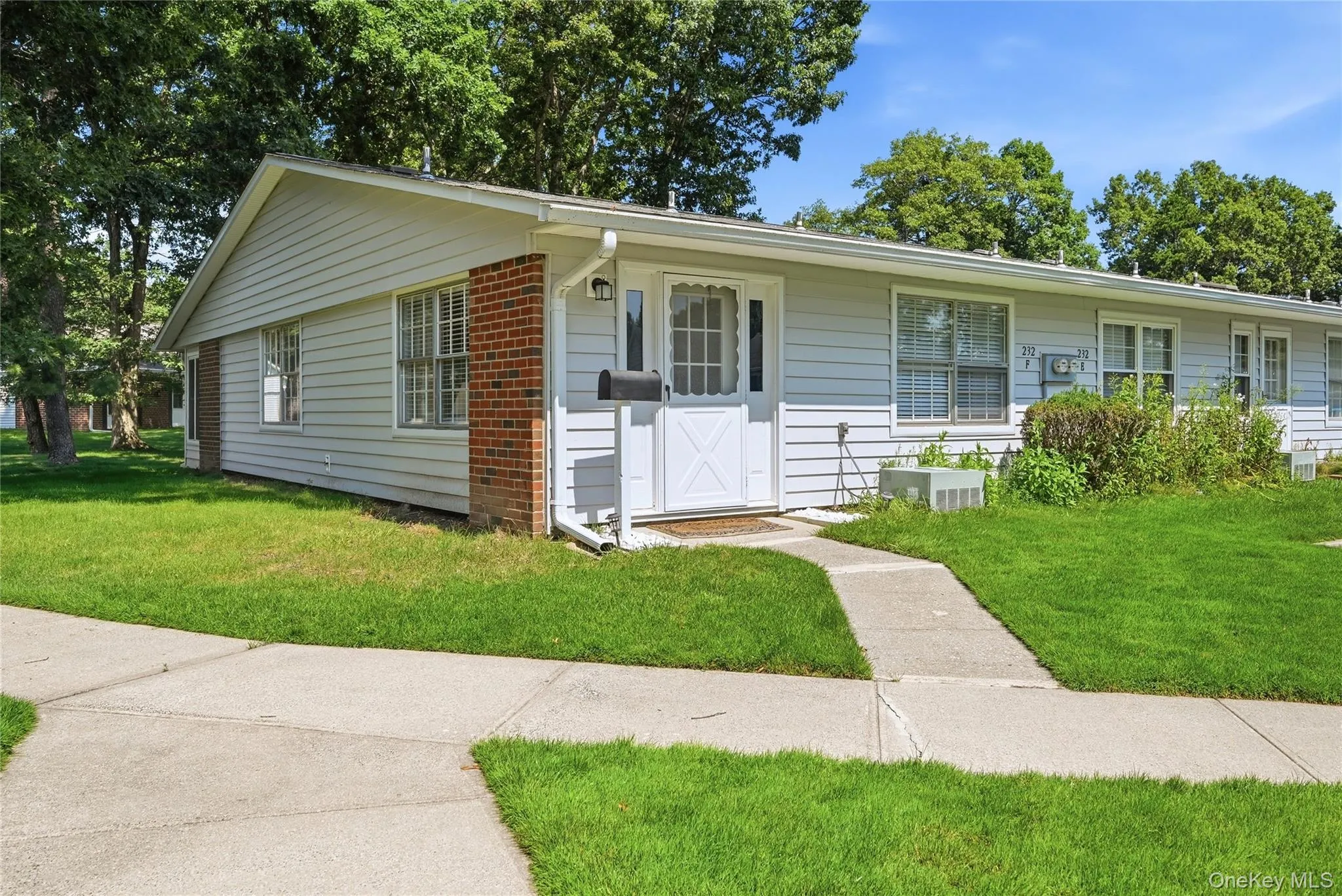 232 Blackpool Court, Brookhaven, NY, 2 Bedrooms Bedrooms, 5 Rooms Rooms,1 BathroomBathrooms,Residential,For Rent,Blackpool,0,1033530 232 Blackpool Court, Brookhaven, NY, 2 Bedrooms Bedrooms, 5 Rooms Rooms,1 BathroomBathrooms,Residential,For Rent,Blackpool,0,1033530