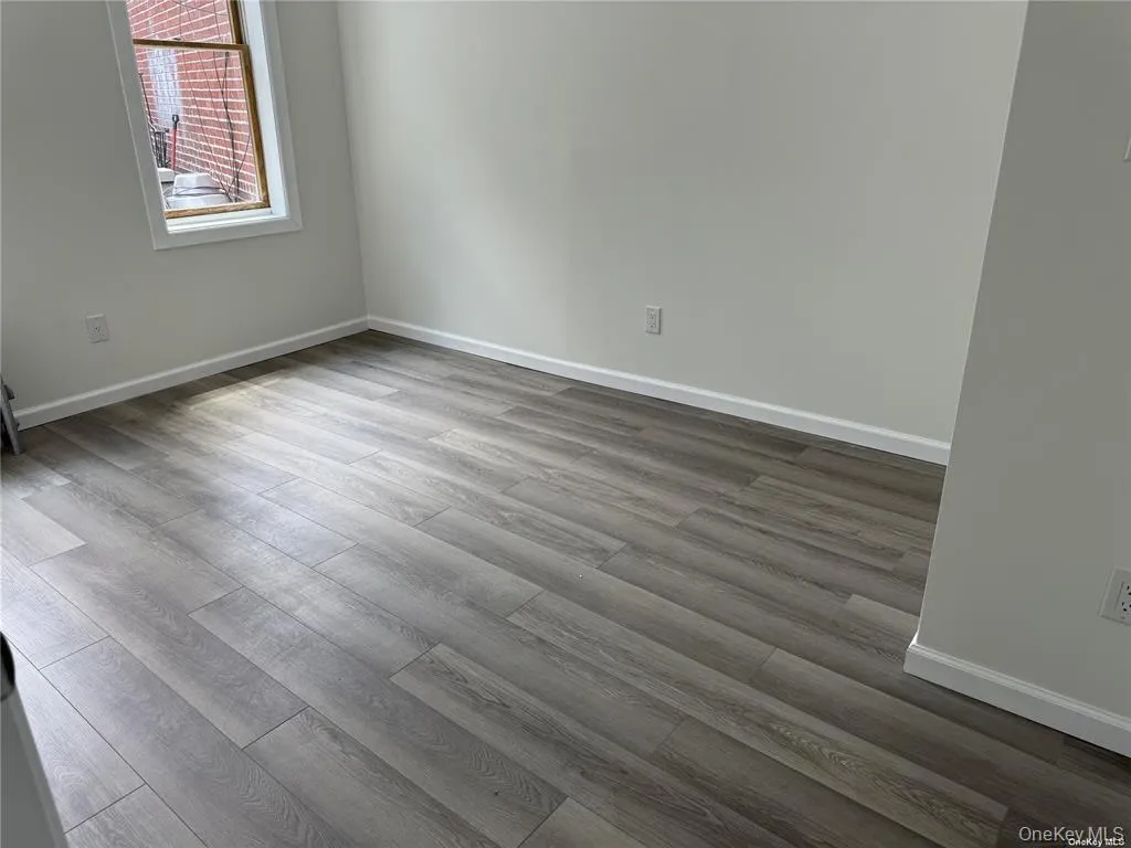 47-04 Greenpoint Avenue, New York, NY, 1 Bedroom Bedrooms, 3 Rooms Rooms,1 BathroomBathrooms,Residential Lease,For Rent,Greenpoint,0,1033532 47-04 Greenpoint Avenue, New York, NY, 1 Bedroom Bedrooms, 3 Rooms Rooms,1 BathroomBathrooms,Residential Lease,For Rent,Greenpoint,0,1033532