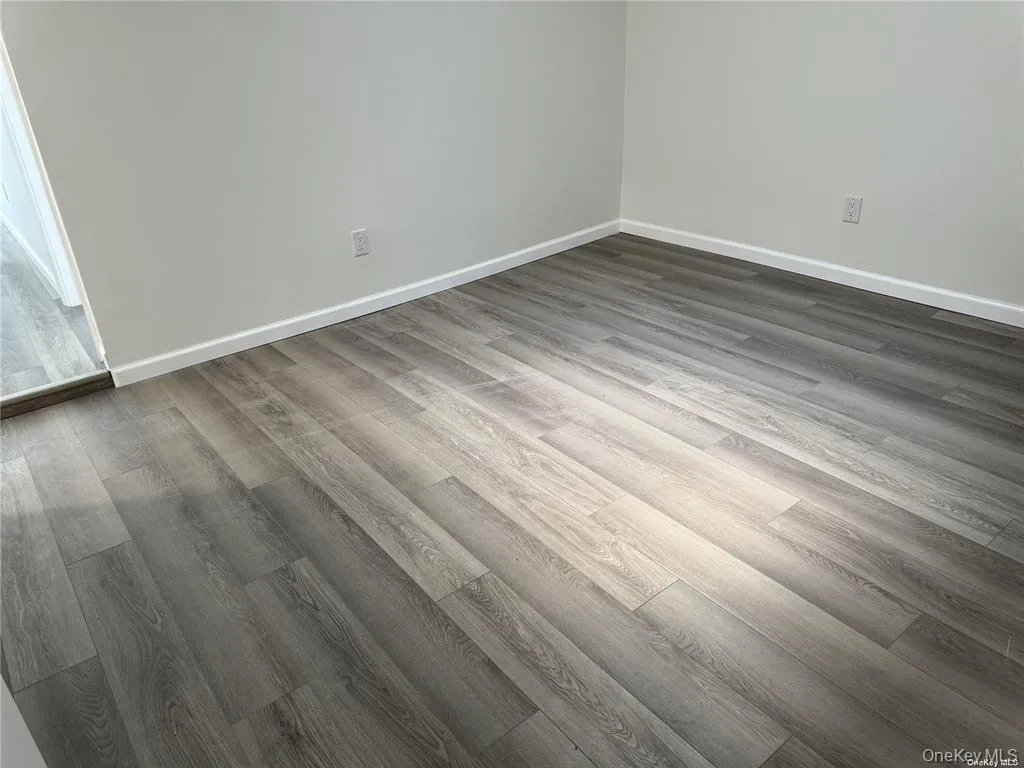 47-04 Greenpoint Avenue, New York, NY, 1 Bedroom Bedrooms, 3 Rooms Rooms,1 BathroomBathrooms,Residential Lease,For Rent,Greenpoint,0,1033532 47-04 Greenpoint Avenue, New York, NY, 1 Bedroom Bedrooms, 3 Rooms Rooms,1 BathroomBathrooms,Residential Lease,For Rent,Greenpoint,0,1033532
