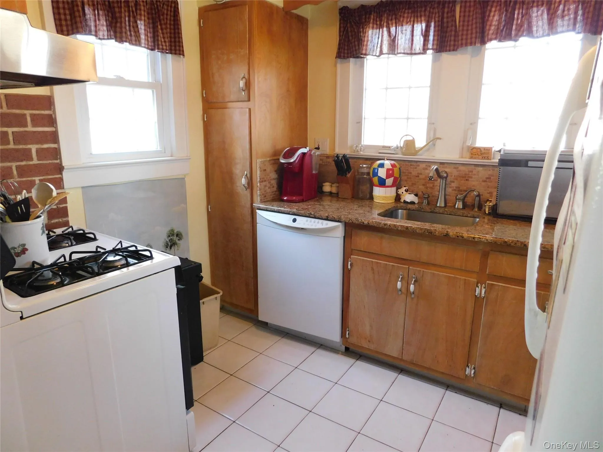 80 Cedar Road, Riverhead, NY, 3 Bedrooms Bedrooms, 6 Rooms Rooms,2 BathroomsBathrooms,Residential,For Rent,Cedar,0,1033537 80 Cedar Road, Riverhead, NY, 3 Bedrooms Bedrooms, 6 Rooms Rooms,2 BathroomsBathrooms,Residential,For Rent,Cedar,0,1033537