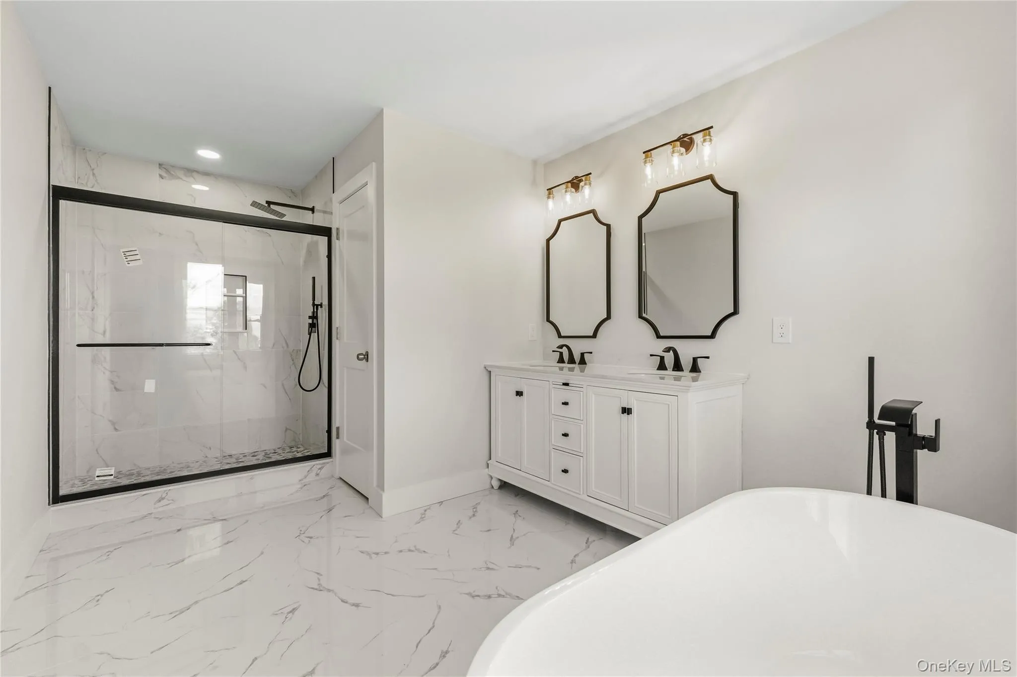 9 Bills Lane, Marlboro, NY, 4 Bedrooms Bedrooms, 11 Rooms Rooms,2 BathroomsBathrooms,Residential,For Rent,Bills,0,1033538 9 Bills Lane, Marlboro, NY, 4 Bedrooms Bedrooms, 11 Rooms Rooms,2 BathroomsBathrooms,Residential,For Rent,Bills,0,1033538