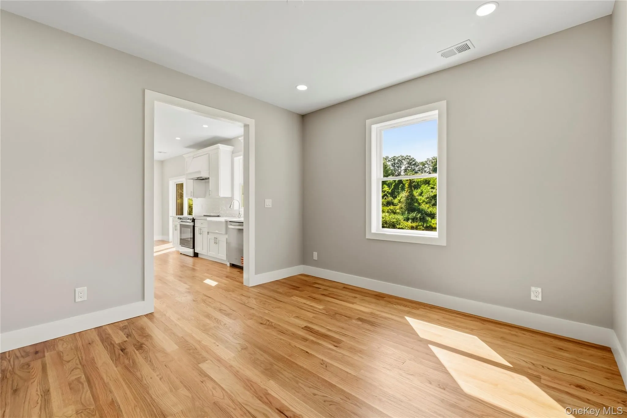 9 Bills Lane, Marlboro, NY, 4 Bedrooms Bedrooms, 11 Rooms Rooms,2 BathroomsBathrooms,Residential,For Rent,Bills,0,1033538 9 Bills Lane, Marlboro, NY, 4 Bedrooms Bedrooms, 11 Rooms Rooms,2 BathroomsBathrooms,Residential,For Rent,Bills,0,1033538