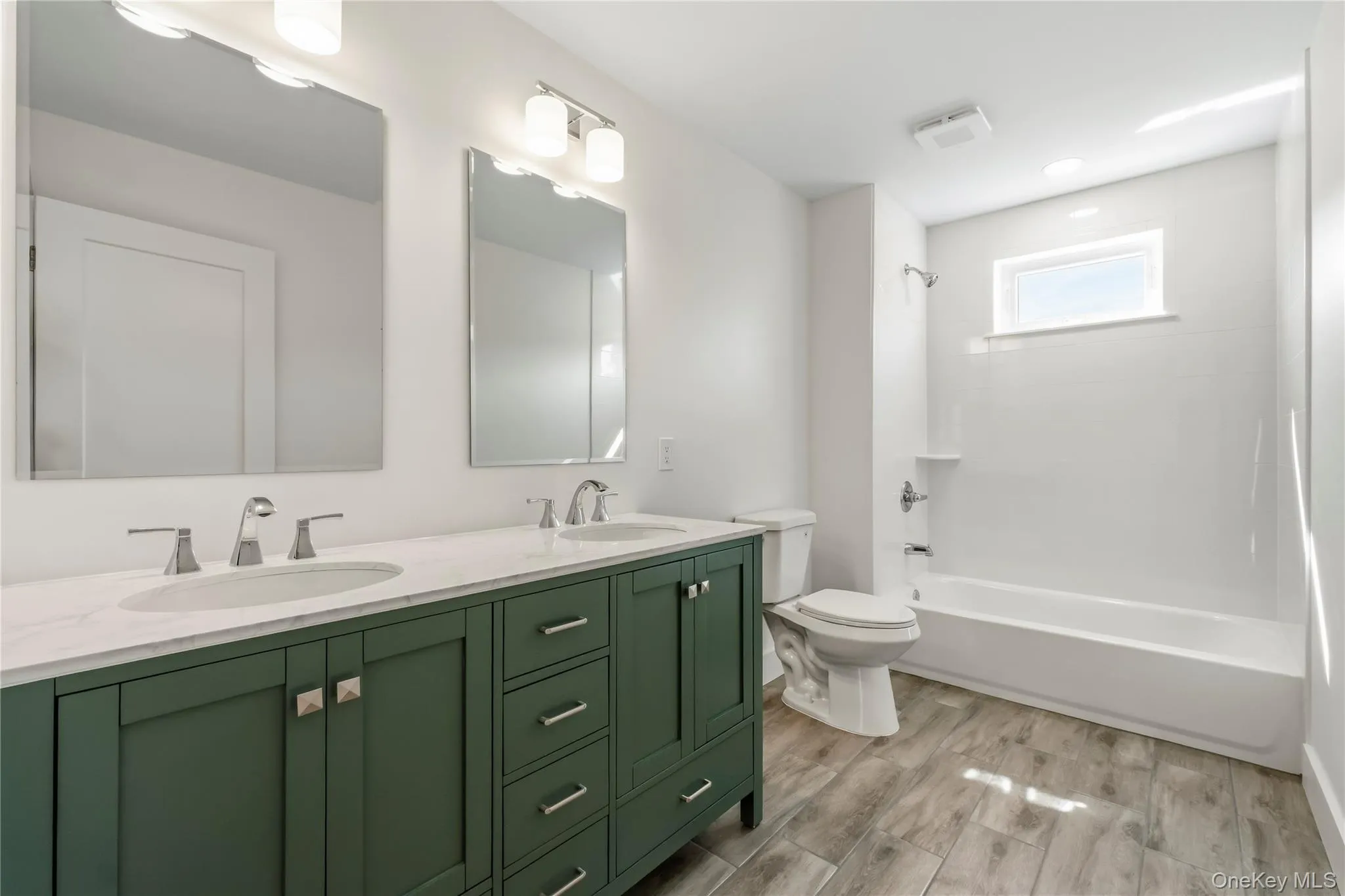 9 Bills Lane, Marlboro, NY, 4 Bedrooms Bedrooms, 11 Rooms Rooms,2 BathroomsBathrooms,Residential,For Rent,Bills,0,1033538 9 Bills Lane, Marlboro, NY, 4 Bedrooms Bedrooms, 11 Rooms Rooms,2 BathroomsBathrooms,Residential,For Rent,Bills,0,1033538