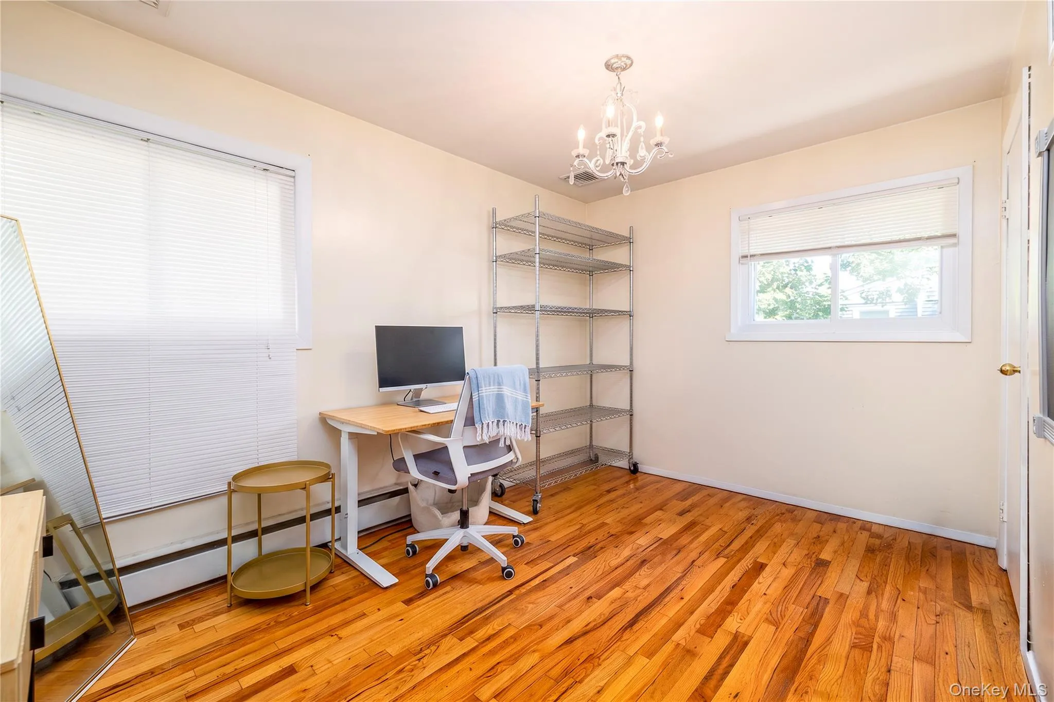 37 Hickory Road, Oyster Bay, NY, 3 Bedrooms Bedrooms, 8 Rooms Rooms,2 BathroomsBathrooms,Residential Lease,For Rent,Hickory,0,1033539 37 Hickory Road, Oyster Bay, NY, 3 Bedrooms Bedrooms, 8 Rooms Rooms,2 BathroomsBathrooms,Residential Lease,For Rent,Hickory,0,1033539
