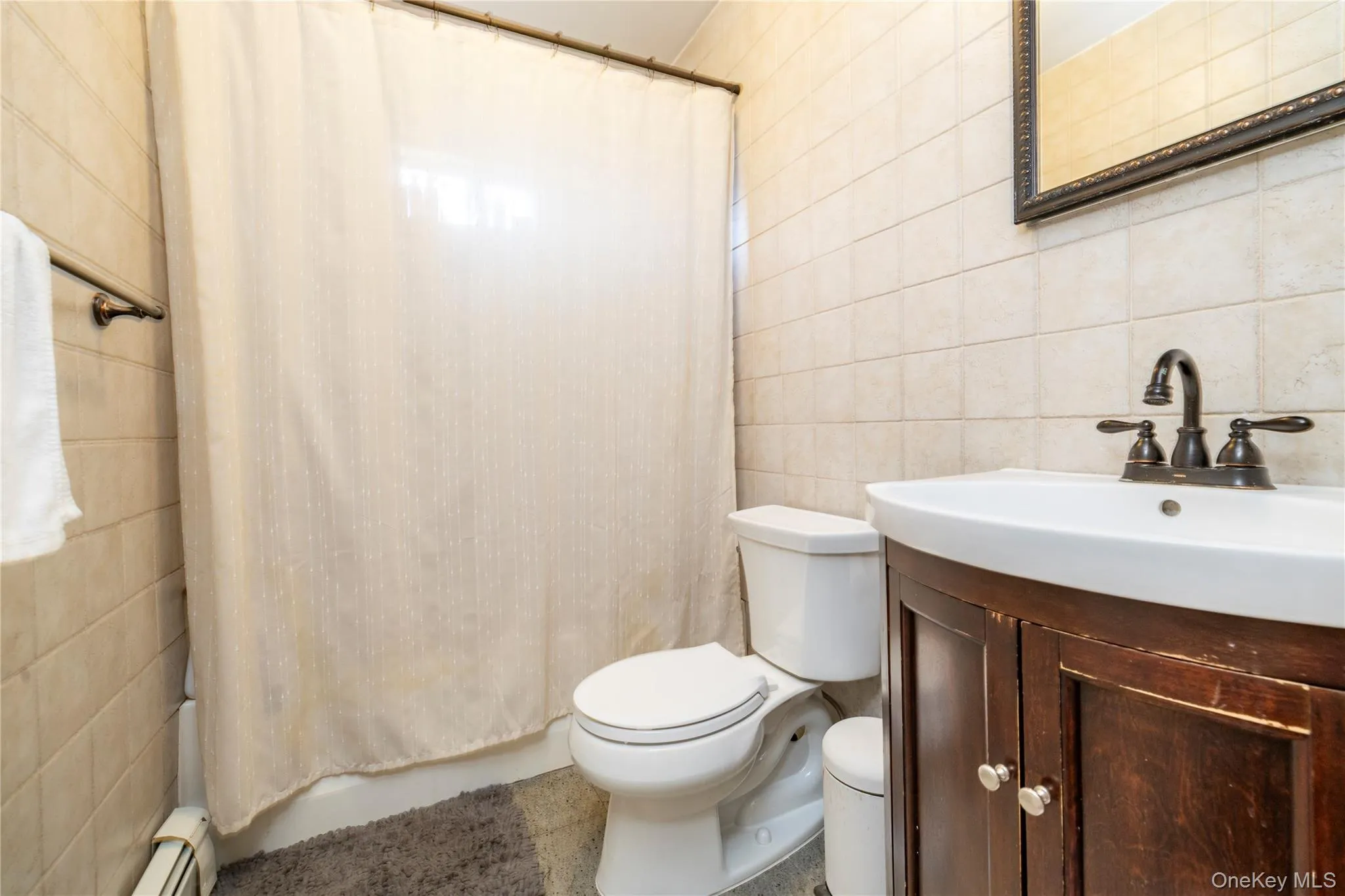 37 Hickory Road, Oyster Bay, NY, 3 Bedrooms Bedrooms, 8 Rooms Rooms,2 BathroomsBathrooms,Residential Lease,For Rent,Hickory,0,1033539 37 Hickory Road, Oyster Bay, NY, 3 Bedrooms Bedrooms, 8 Rooms Rooms,2 BathroomsBathrooms,Residential Lease,For Rent,Hickory,0,1033539