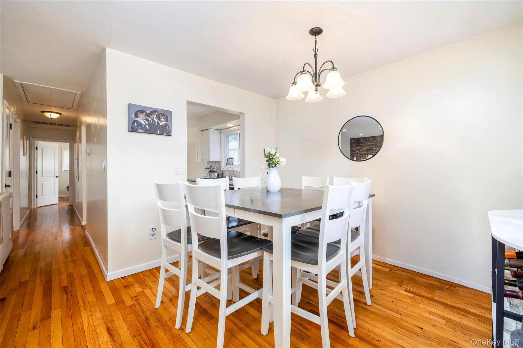 37 Hickory Road, Oyster Bay, NY, 3 Bedrooms Bedrooms, 8 Rooms Rooms,2 BathroomsBathrooms,Residential Lease,For Rent,Hickory,0,1033539 37 Hickory Road, Oyster Bay, NY, 3 Bedrooms Bedrooms, 8 Rooms Rooms,2 BathroomsBathrooms,Residential Lease,For Rent,Hickory,0,1033539