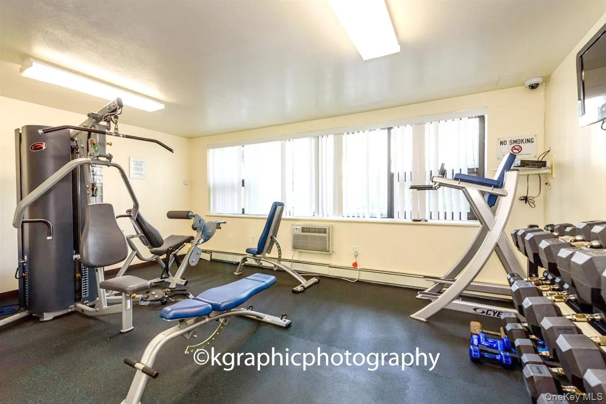 650 Shore Road, Long Beach, NY, 1 Bedroom Bedrooms, 3 Rooms Rooms,1 BathroomBathrooms,Residential Lease,For Rent,Shore,0,1033543 650 Shore Road, Long Beach, NY, 1 Bedroom Bedrooms, 3 Rooms Rooms,1 BathroomBathrooms,Residential Lease,For Rent,Shore,0,1033543