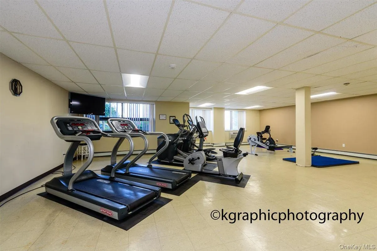 650 Shore Road, Long Beach, NY, 1 Bedroom Bedrooms, 3 Rooms Rooms,1 BathroomBathrooms,Residential Lease,For Rent,Shore,0,1033543 650 Shore Road, Long Beach, NY, 1 Bedroom Bedrooms, 3 Rooms Rooms,1 BathroomBathrooms,Residential Lease,For Rent,Shore,0,1033543
