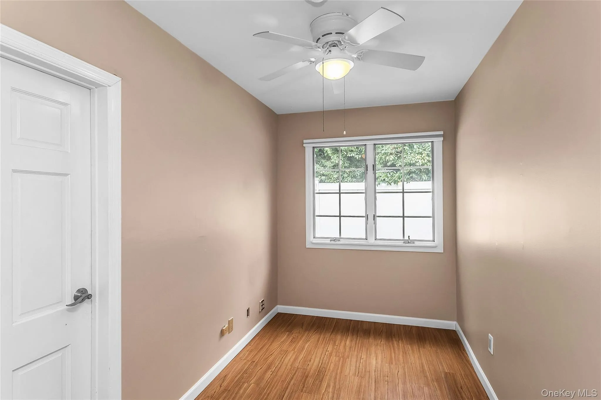 17 Giant Lane, Hempstead, NY, 4 Bedrooms Bedrooms, 9 Rooms Rooms,2 BathroomsBathrooms,Residential,For Rent,Giant,0,1033544 17 Giant Lane, Hempstead, NY, 4 Bedrooms Bedrooms, 9 Rooms Rooms,2 BathroomsBathrooms,Residential,For Rent,Giant,0,1033544