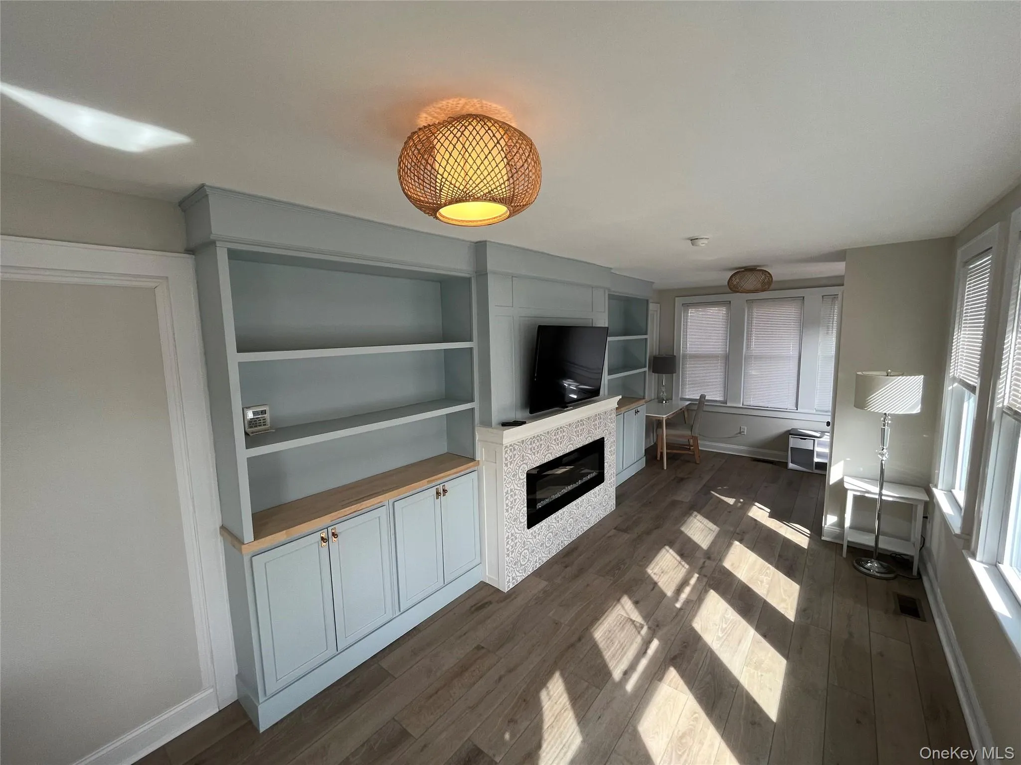 60 Maple Avenue, Islip, NY, 1 Bedroom Bedrooms, 4 Rooms Rooms,1 BathroomBathrooms,Residential Lease,For Rent,Maple,0,1033547 60 Maple Avenue, Islip, NY, 1 Bedroom Bedrooms, 4 Rooms Rooms,1 BathroomBathrooms,Residential Lease,For Rent,Maple,0,1033547
