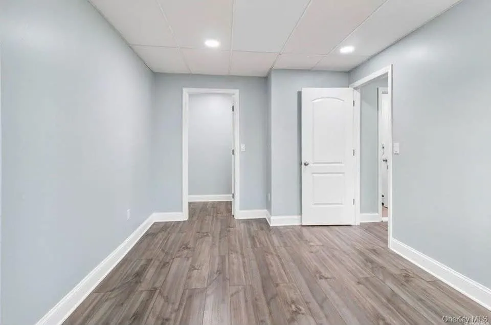 131 Liberty Avenue, Babylon, NY, 1 Bedroom Bedrooms, 4 Rooms Rooms,1 BathroomBathrooms,Residential Lease,For Rent,Liberty,0,1033549 131 Liberty Avenue, Babylon, NY, 1 Bedroom Bedrooms, 4 Rooms Rooms,1 BathroomBathrooms,Residential Lease,For Rent,Liberty,0,1033549